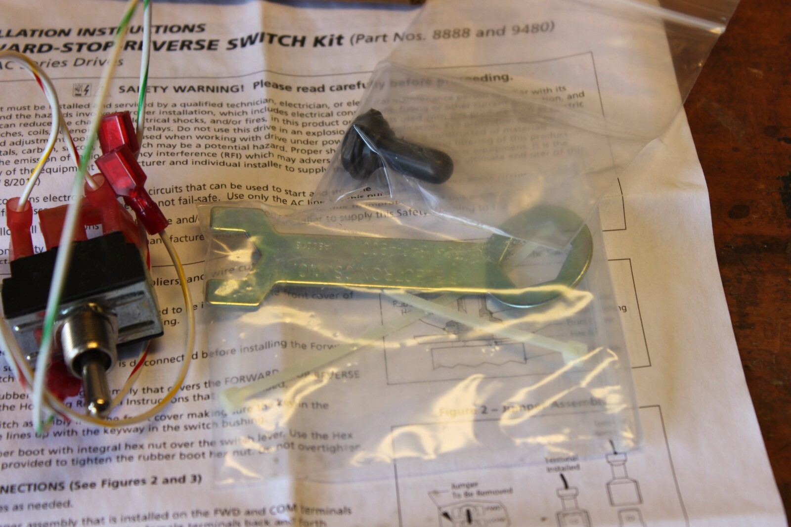 KB Electronics KBAC F-S-R Forward-Stop-Reverse Switch Kit 9480A (9480)