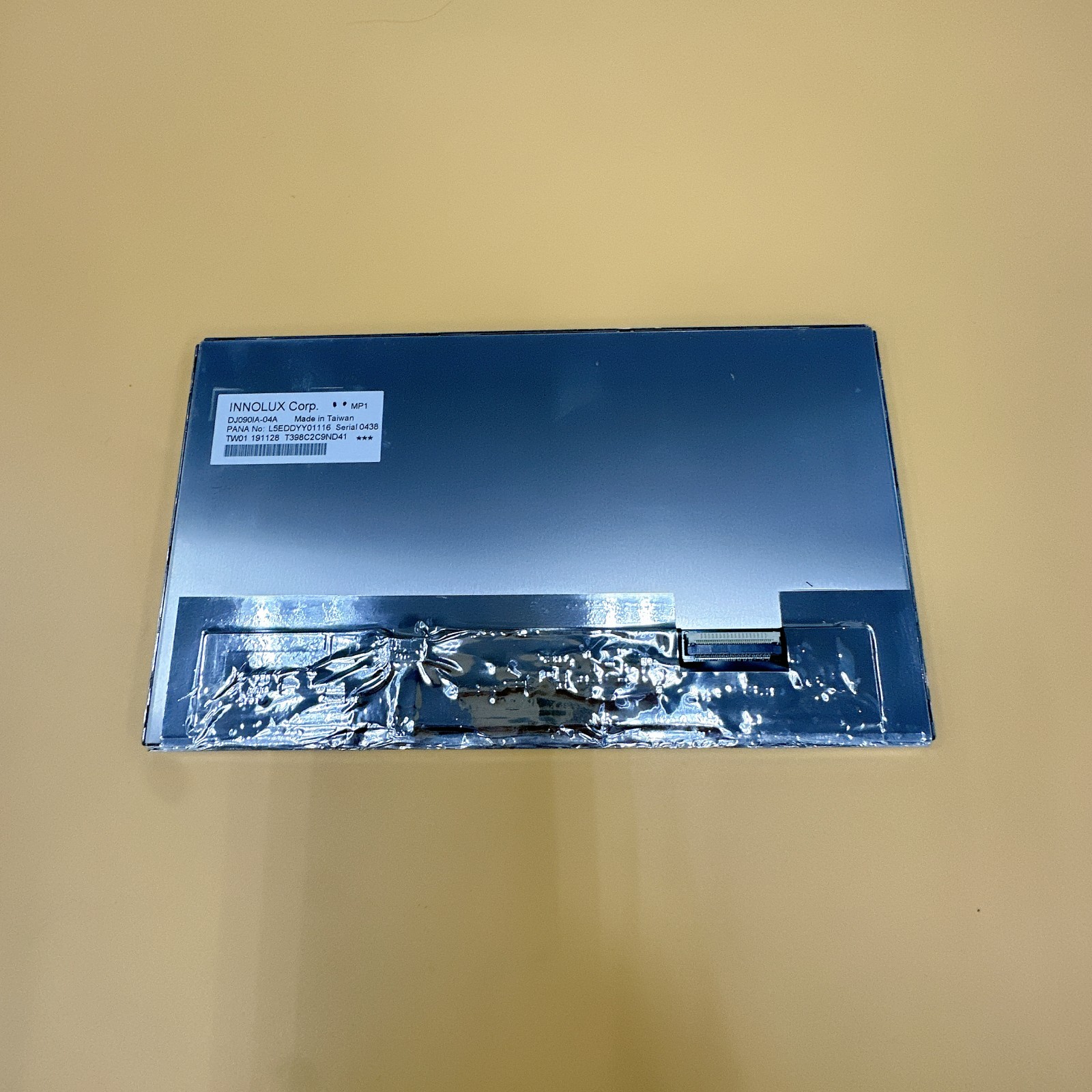 new  DJ090IA-04A 9"1280×720 lcd panel
