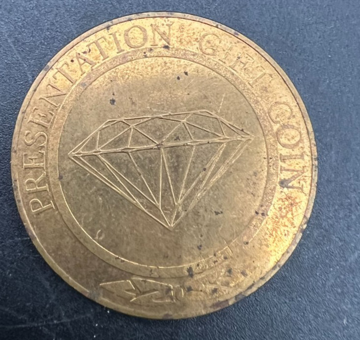 Presentation Gift Coin-Time & Gift Shop 10$ Redeemable in Diamond Merchandise Mo