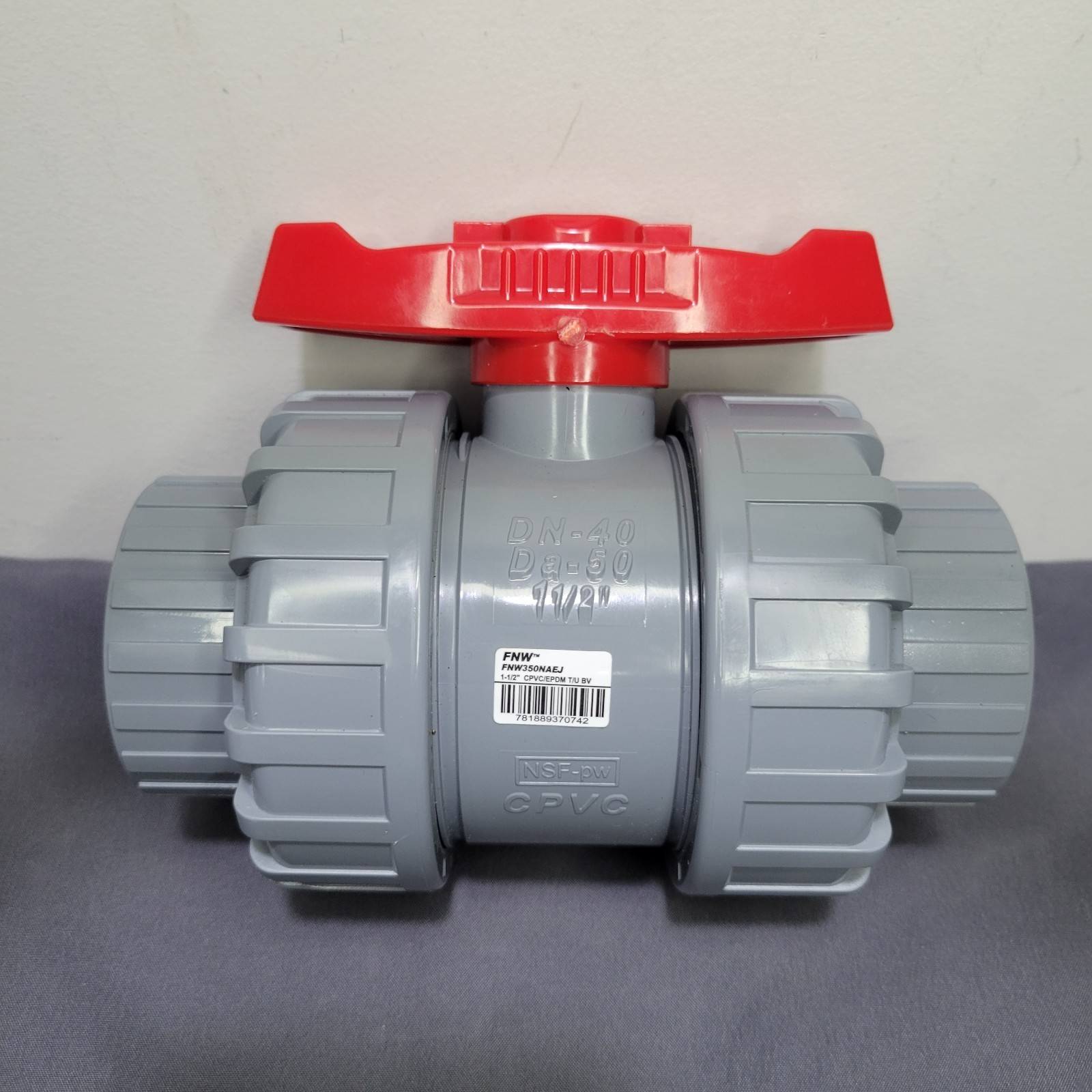 FNW FNW350NAEJ 1-1/2" CPVC/EPDM T/U BV  Full Port Socket Ball Valve