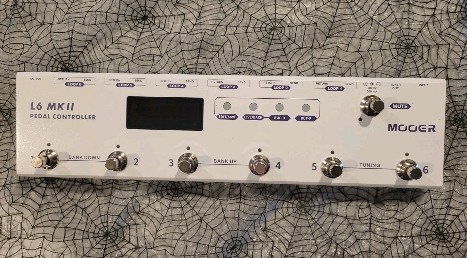 MOOER Guitar Effect Pedal Controller L6 MKII Programmable FX Loop Switcher