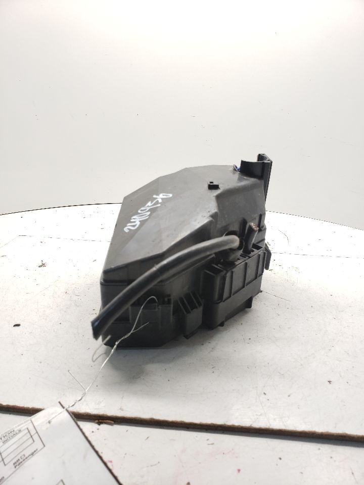 Used Fuse Box Engine fits: 2015 Honda Pilot RH engine compartment Grade A