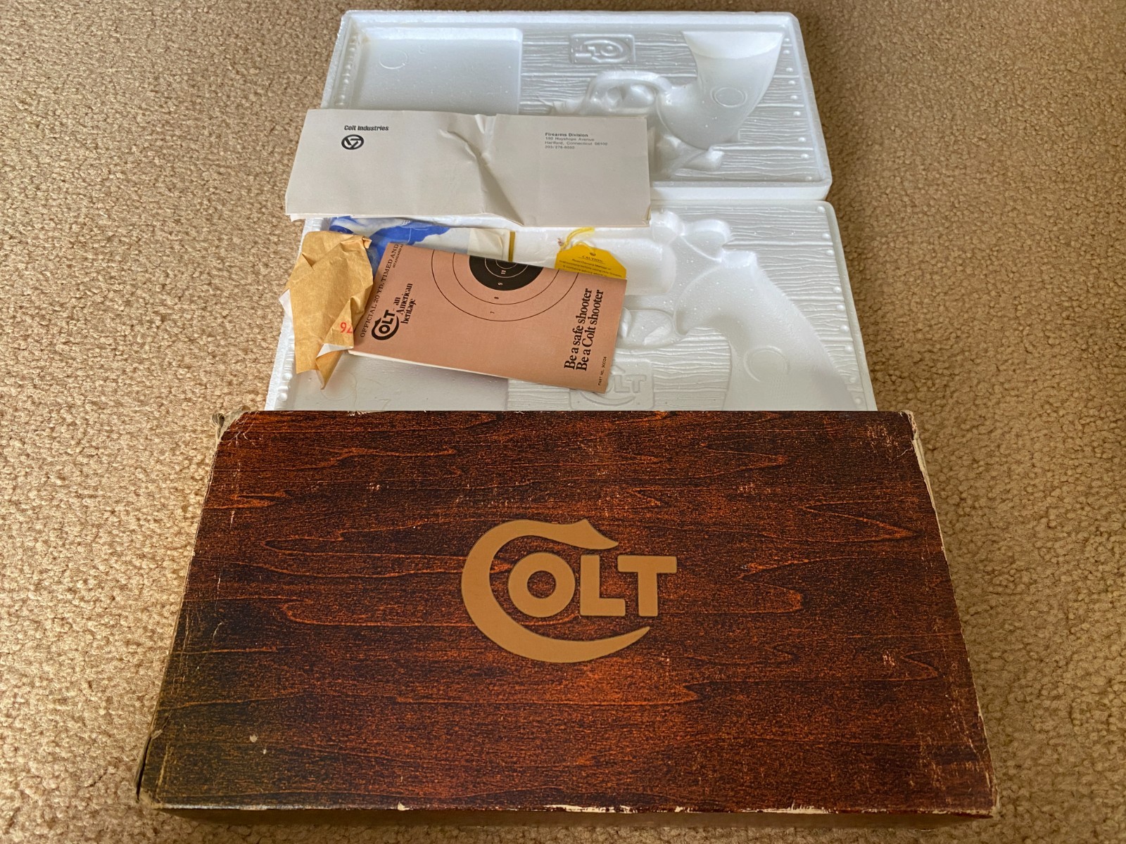 VINTAGE COLT DIAMONDBACK BOX