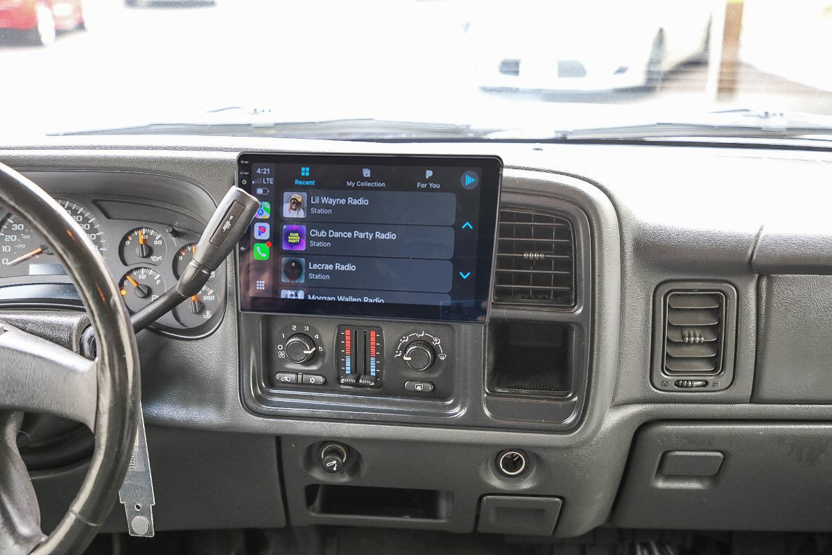 For 2003-2006 Chevy Silverado 1500 2500 Apple CarPlay 10.1" Android 15 4+64G