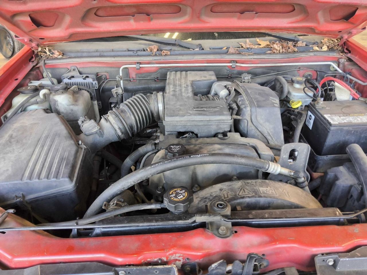 CANYON 2005 Battery Tray 680900
