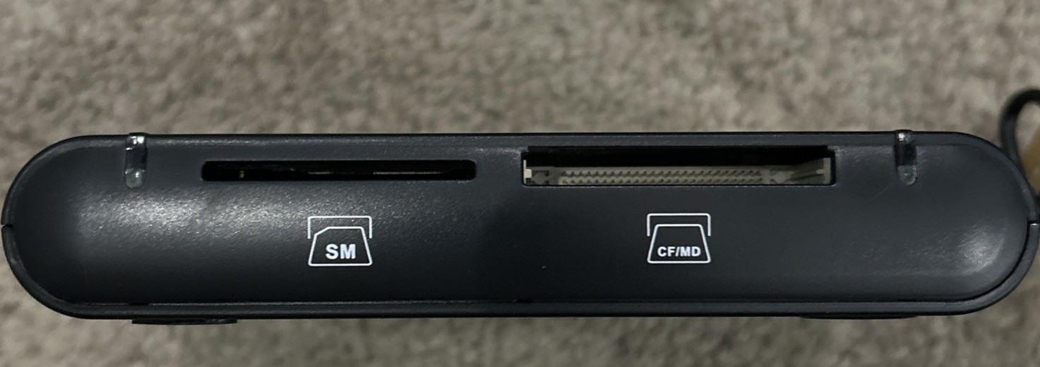 DataStation 7in1 USB 2.0 Floppy Disc CF, MMC, SD, MS, Card Reader, IOM-DS701
