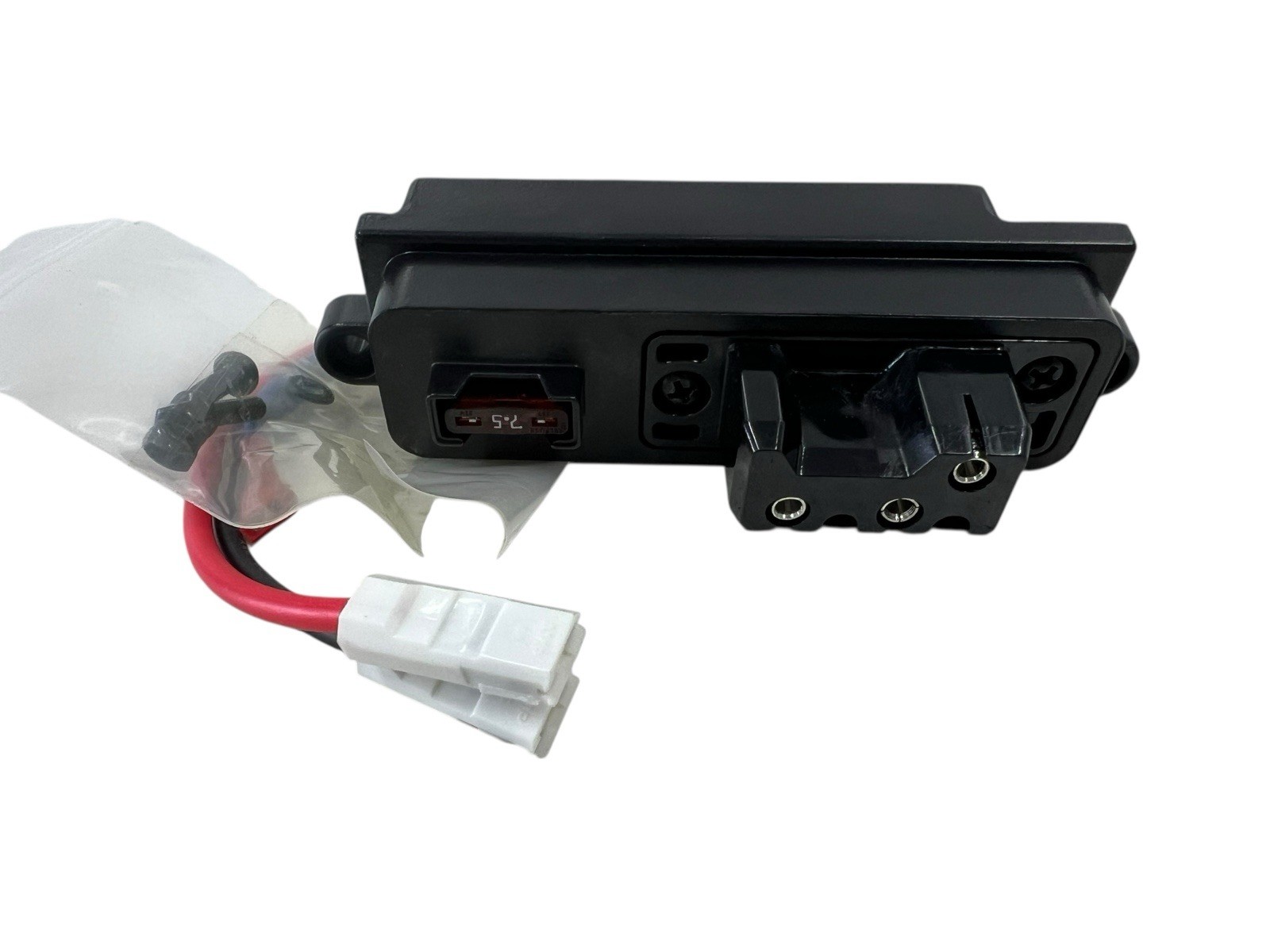 Pride Go-Go Elite Traveller (SC40E/SC44E) Battery Connection Block DWR9983H039