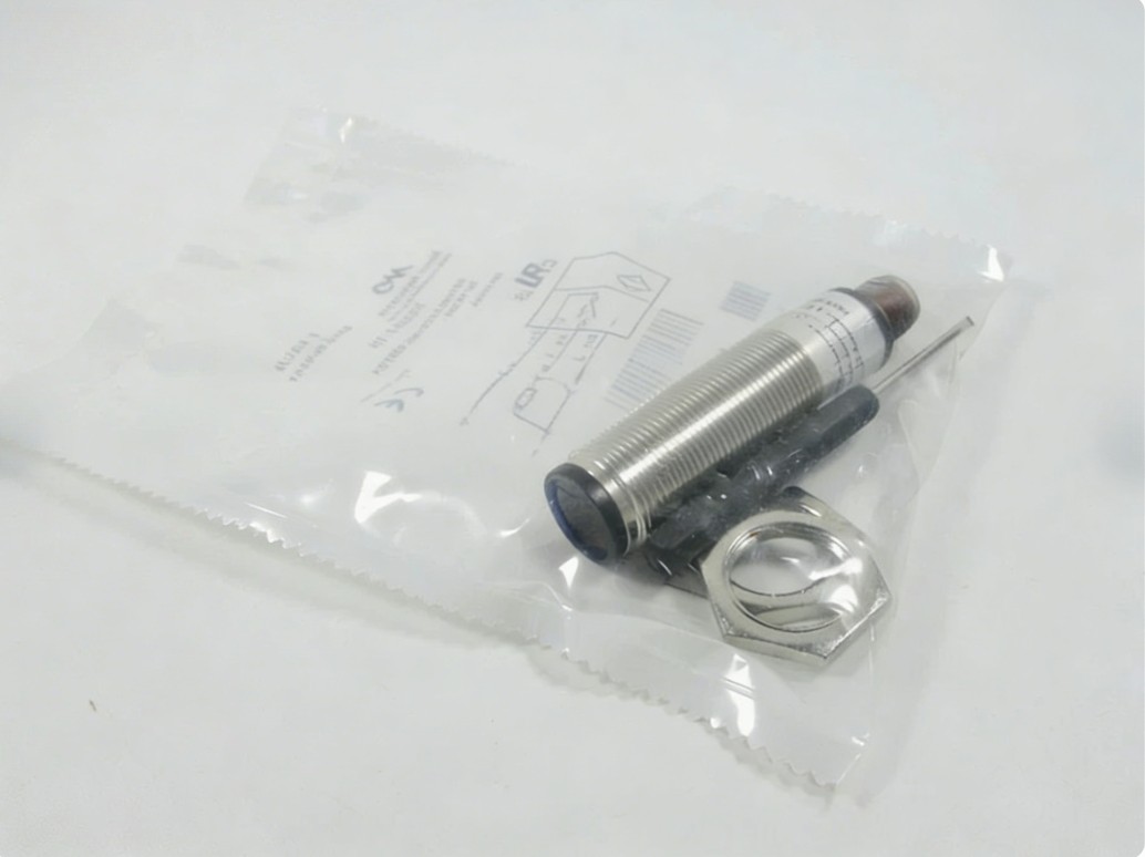 1PC NEW FOR Micro Detectors SS2-AP-1H Proximity switch