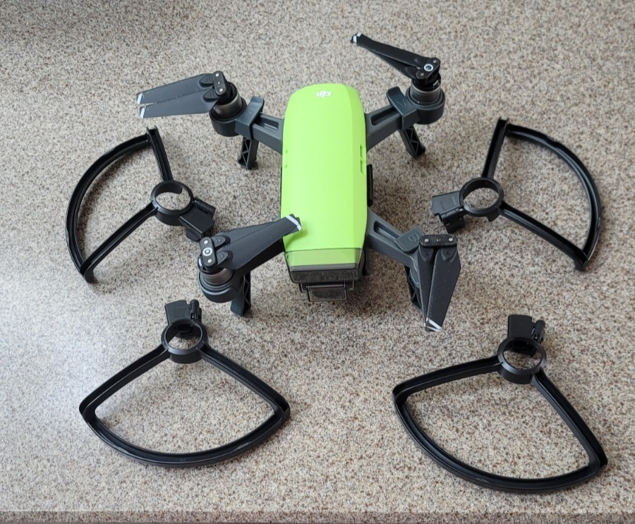 DJI Spark Drone Quadcopter - SELLING FOR PARTS OR REPAIR - READ DESCRIPTION!!