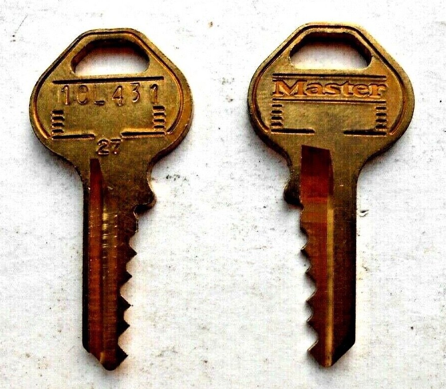 Pair   Original  Factory  Pre  Cut Master Lock  Padlock 27K/ M16 Keys   # 10L431