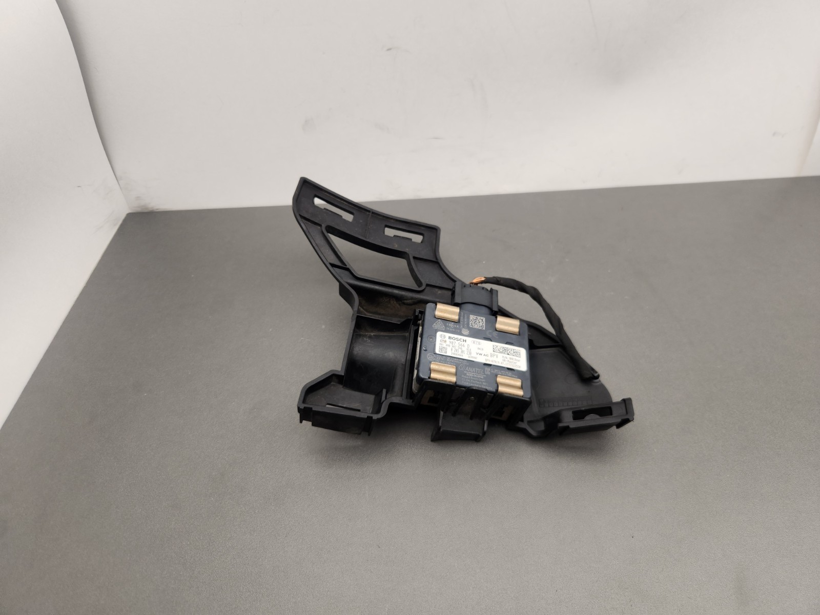 2017 - 2024 AUDI PORSCHE - REAR RIGHT SIDE  BLIND SPOT SENSOR CONTROL MODULE OEM