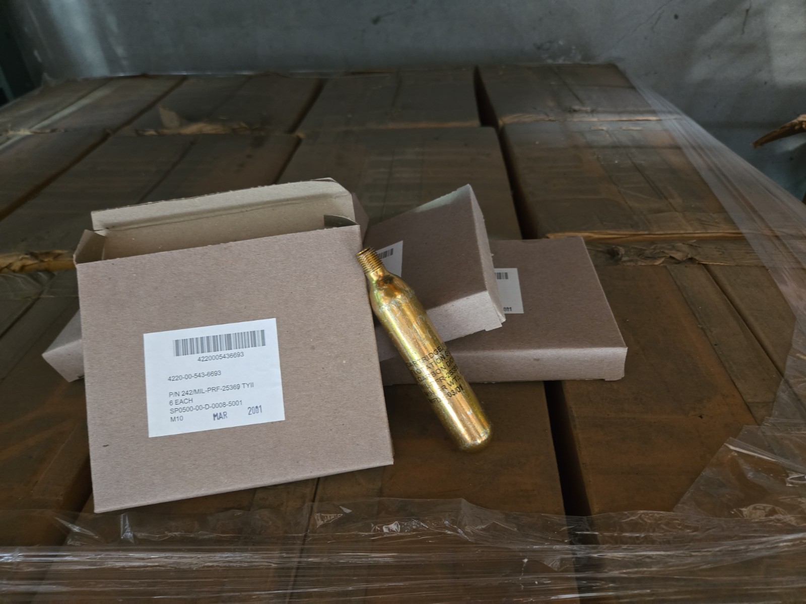 6 EA CO2 Threaded Inflator Cartridge 28-31 Grams.