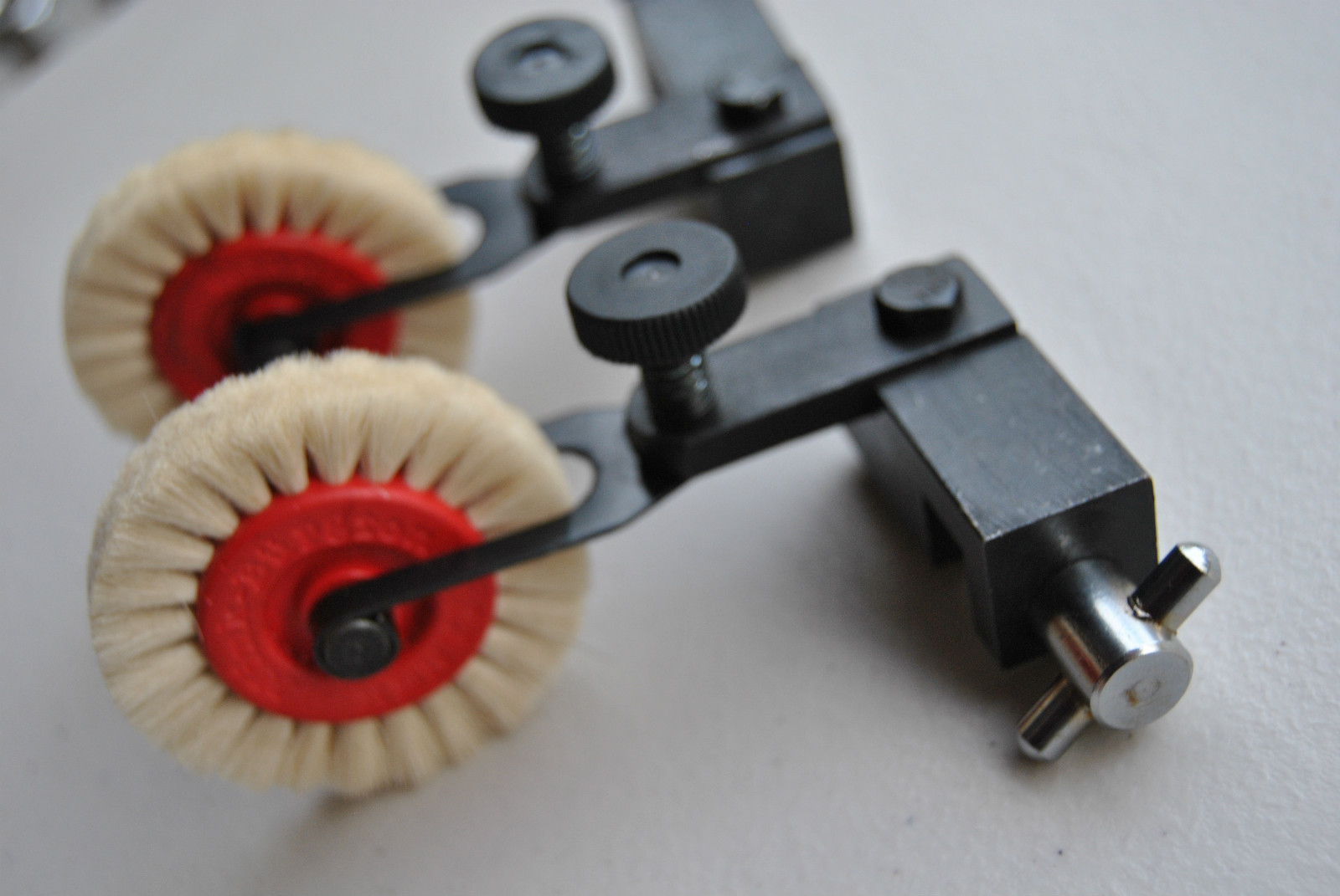 Feeder Brush Assembly Heidelberg Complete Right and left WHITE brush