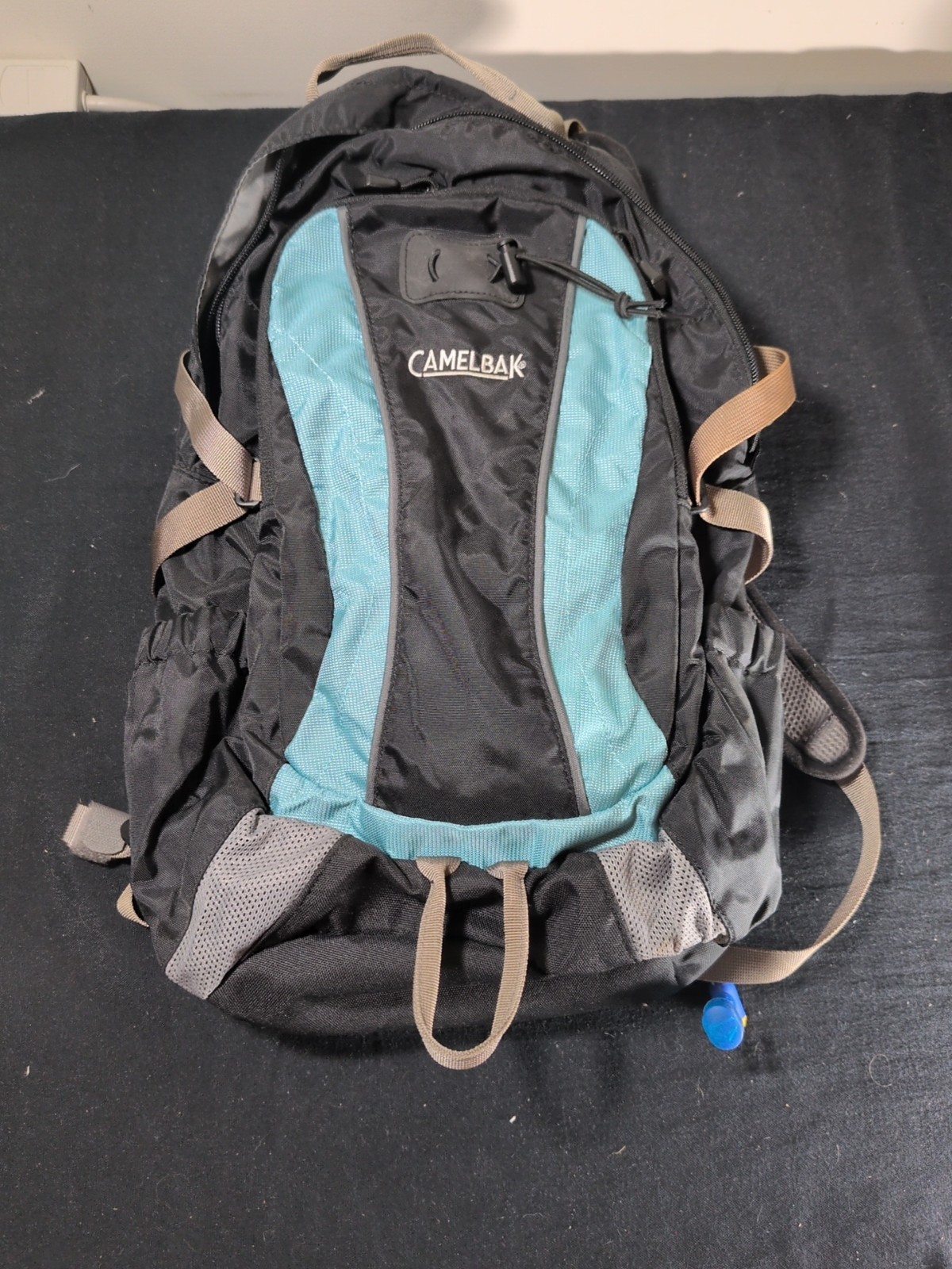 Camelbak Day Star Women’s Hydration Backpack Hiking Black/Gray/Blue W/Bladder