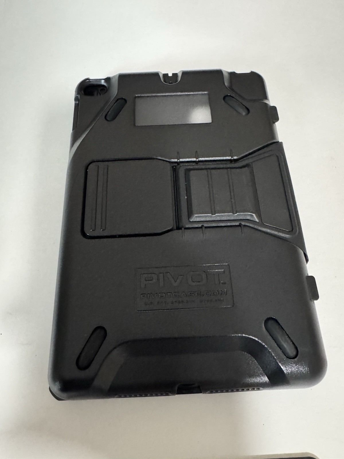 PIVOT MN5 iPad Mini 4 and mini (5th gen.) OPEN BOX