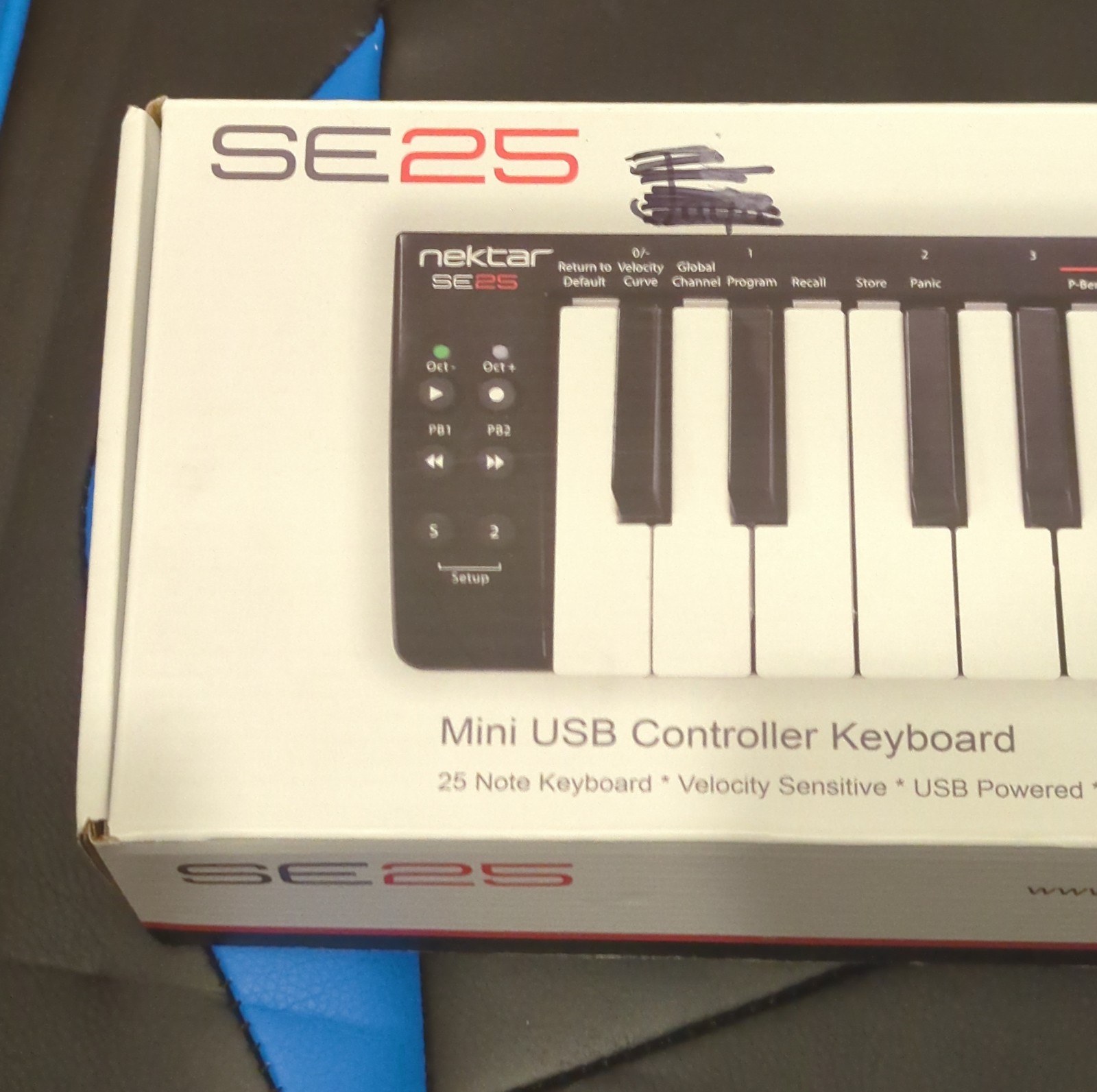 Nektar SE25 MIDI Keyboard Controller USB Wired 25 Mini Keys Portable Black Boxed