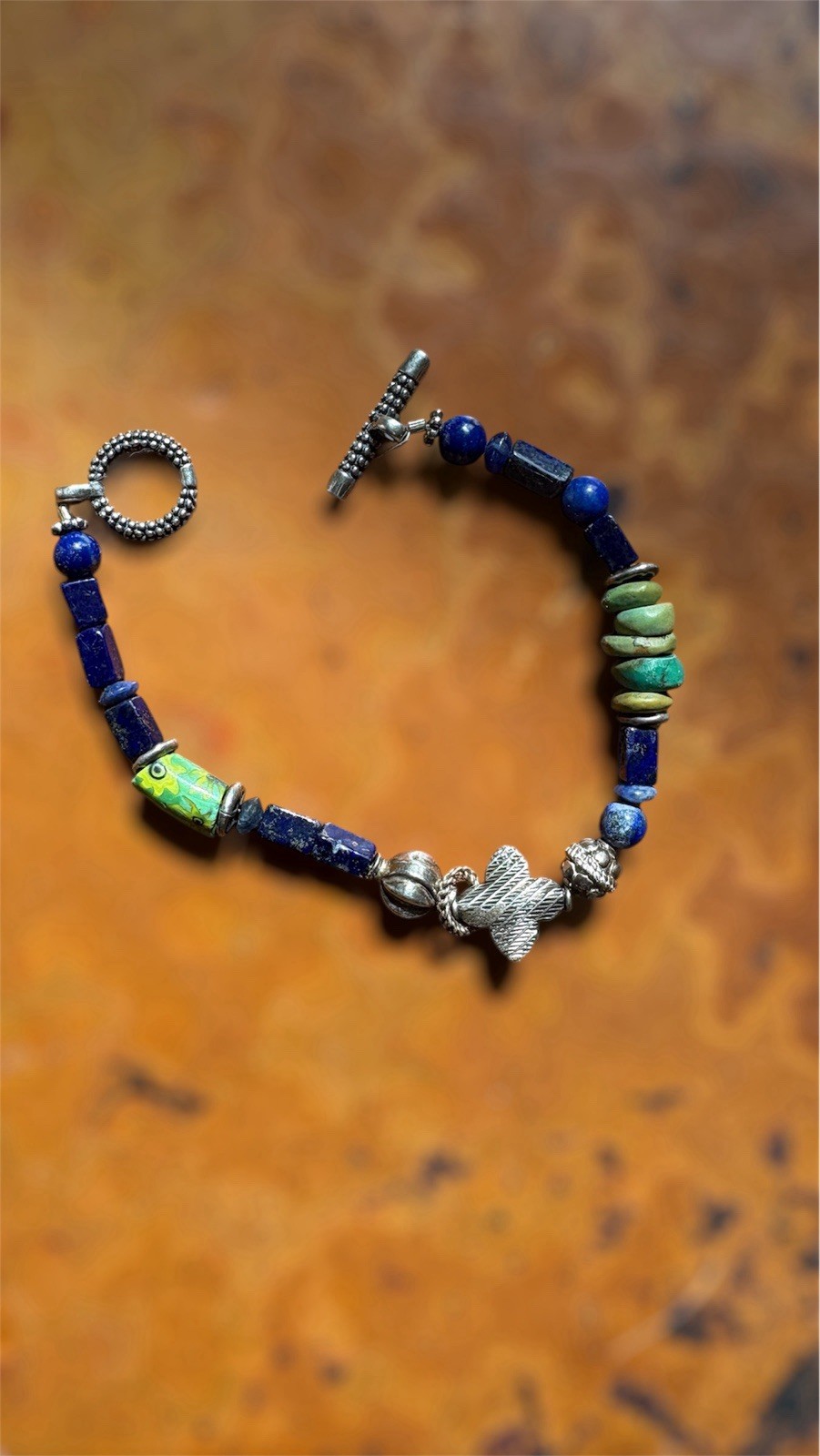 Beautiful Artisan Lapis Lazuli Silver Handcrafted Bracelet round Toggle