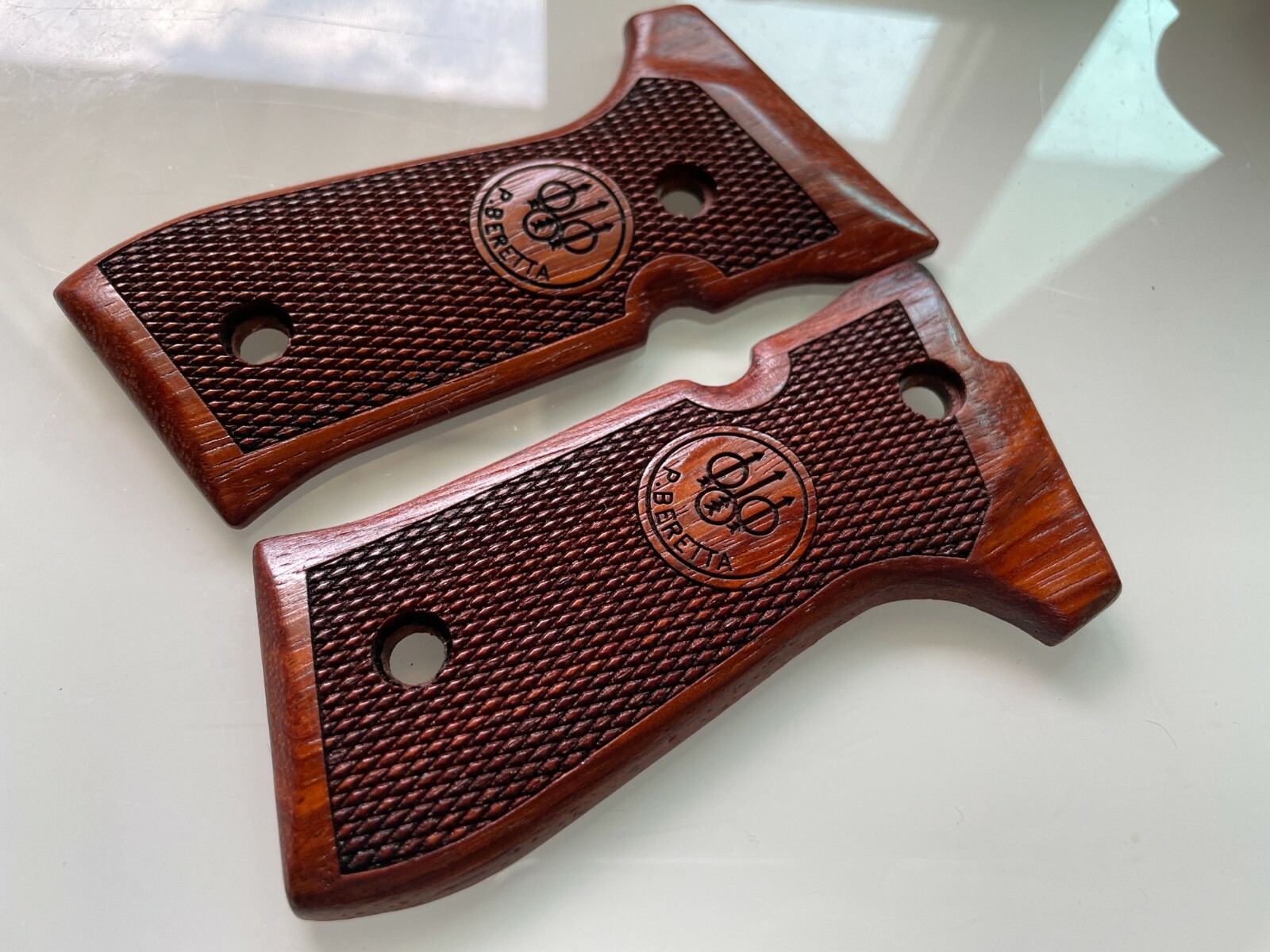 New Checkered wood Grips For Beretta Model 92, 96, M9 Full Size handmade#No3