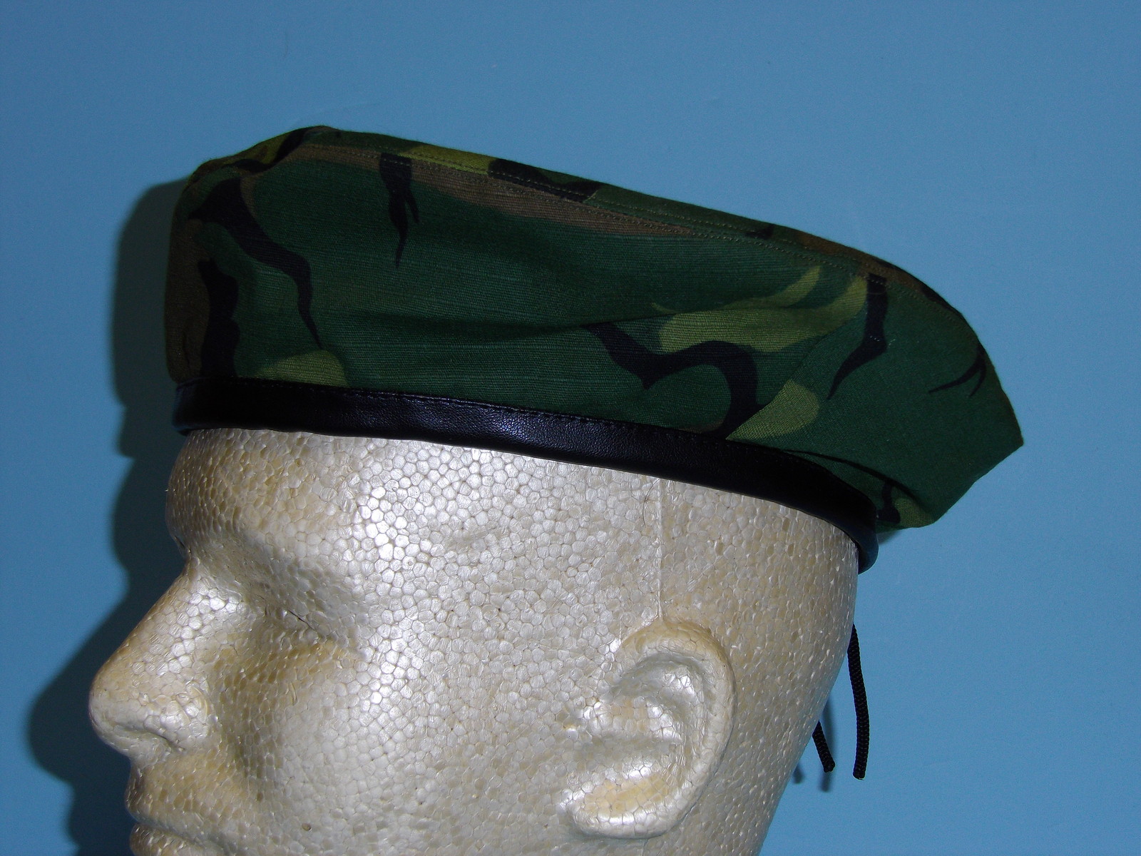 b1150-60  Vietnam US ERDL Beret size 60 W6C