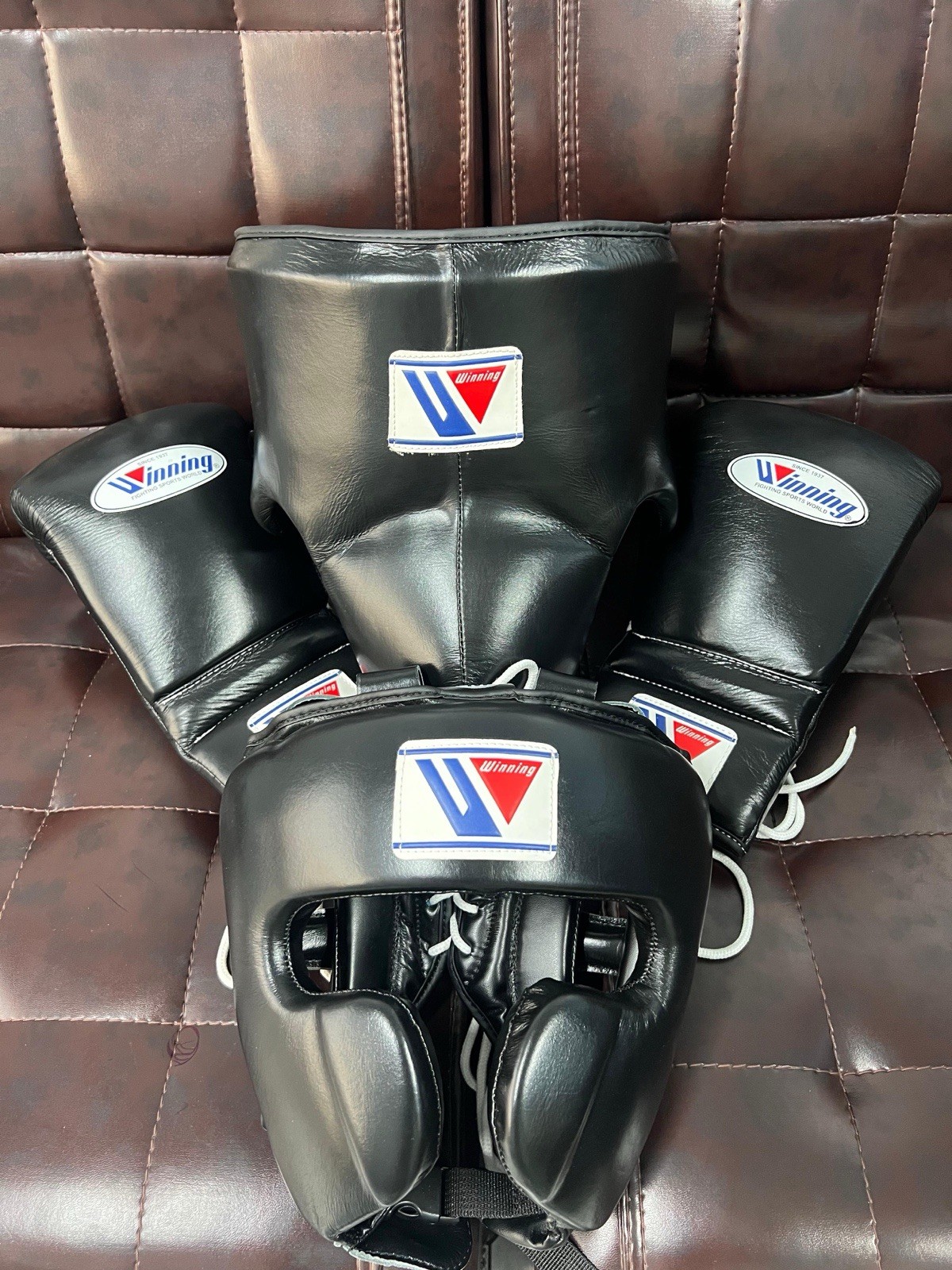 Professional Boxing Gear Set Of Gloves Headgear & Groin Protection / Leather
