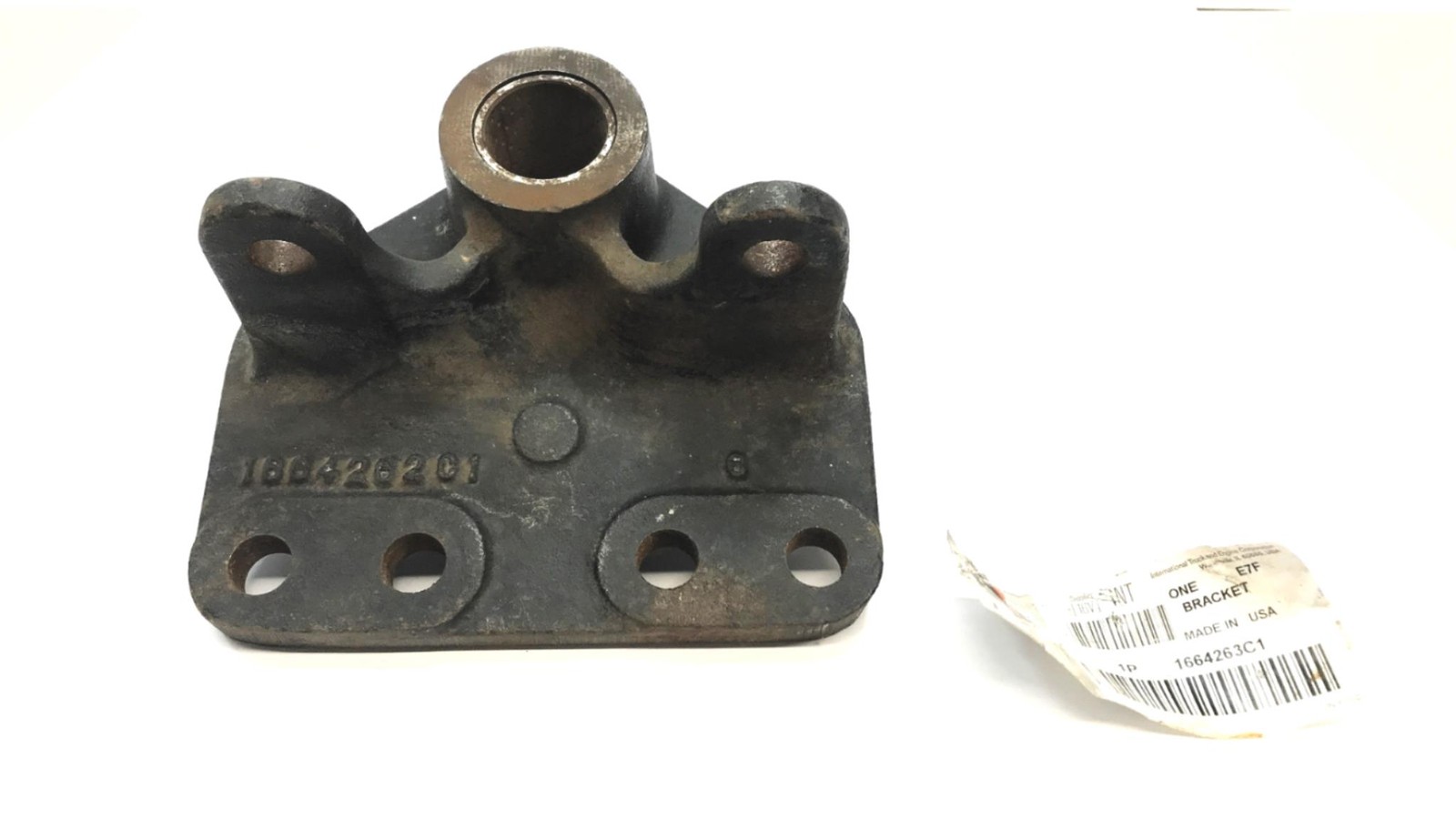 International Navistar 4700 Spring Suspension Bracket 1664263C1 NOS