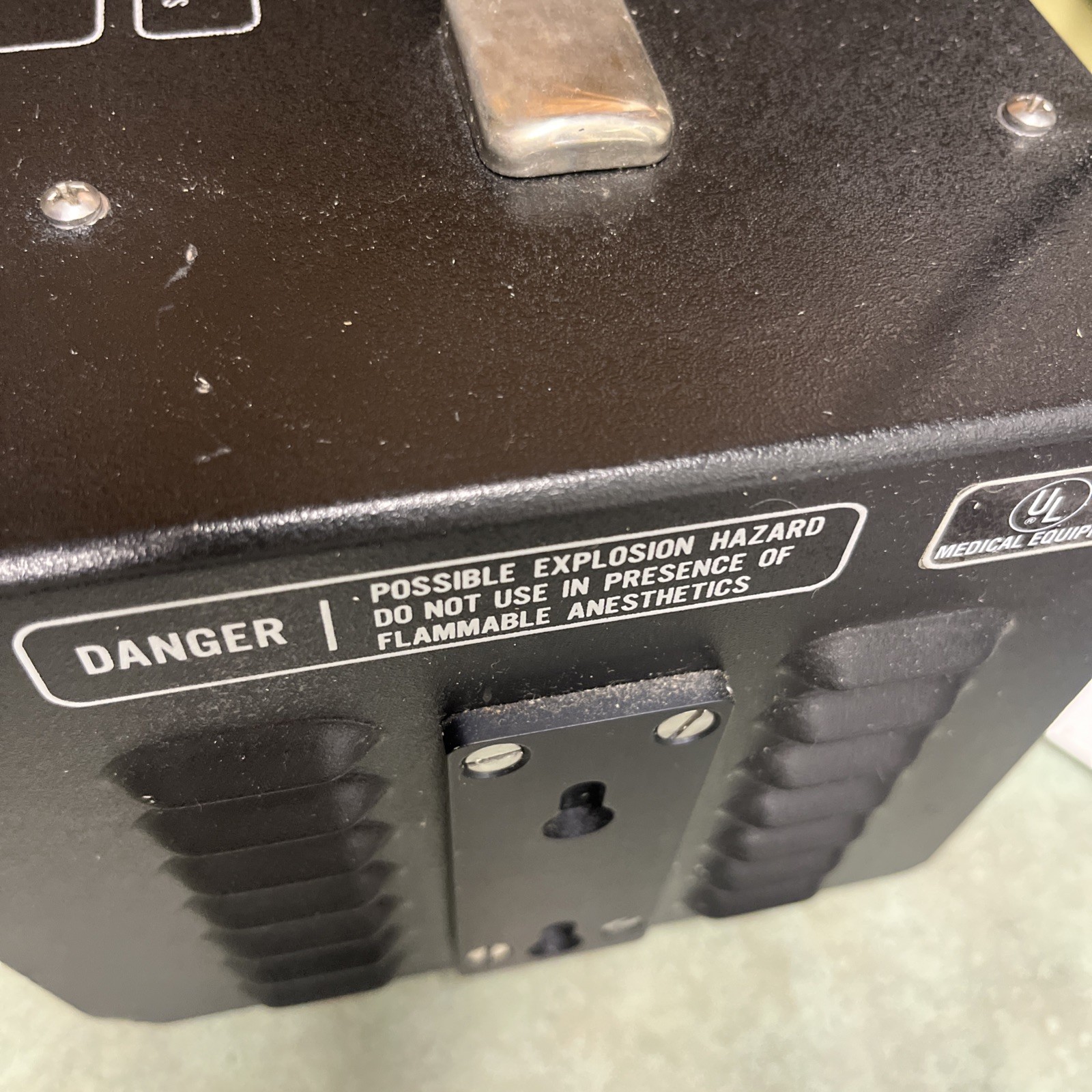ApplieD Microsystems Twin Beam Halogen Light Source Optical Fiber Illumination