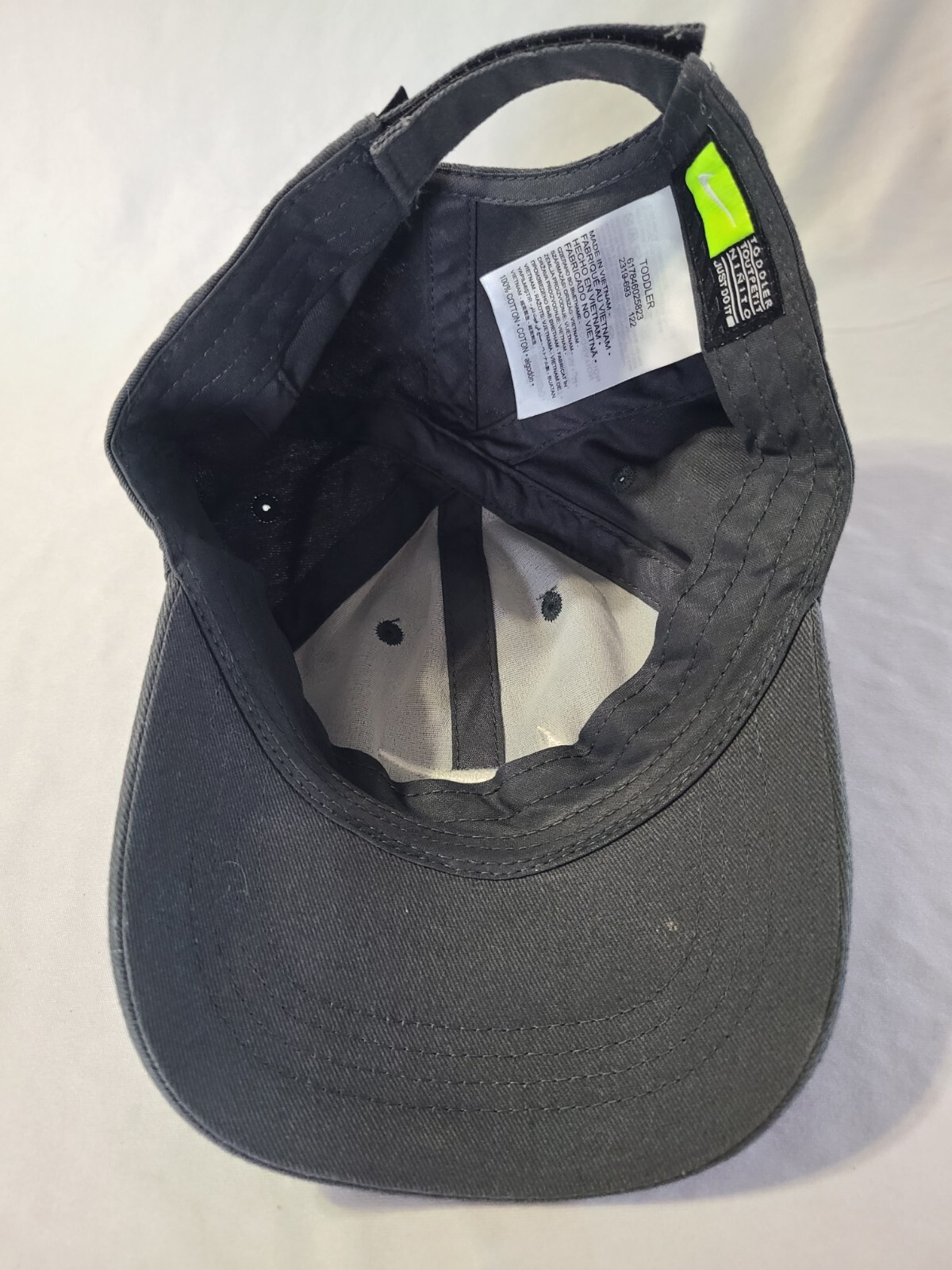 Nike Strapback Hat Toddler Size Gray Adjustable Swoosh Logo Solid Cotton