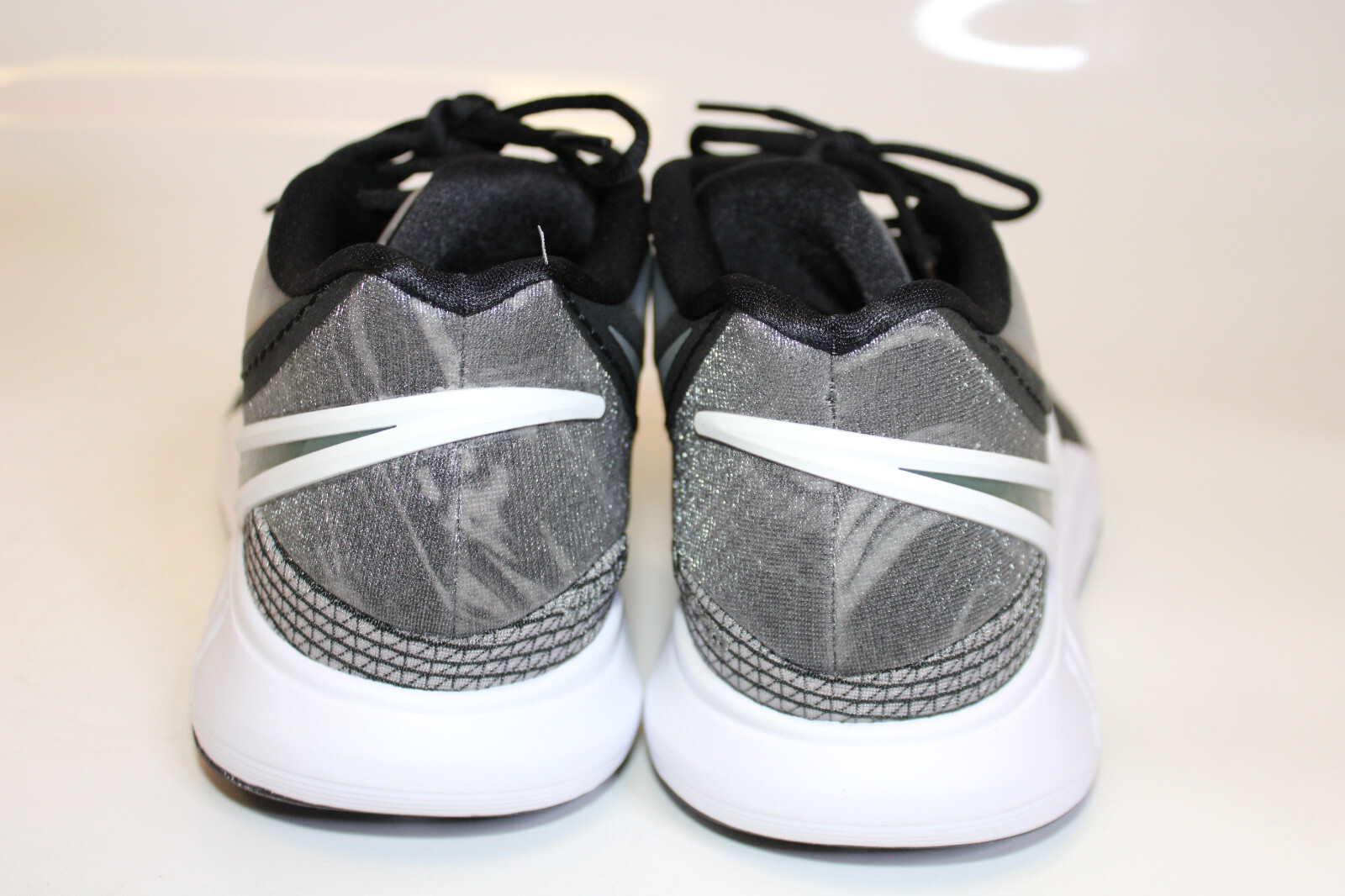 Nike Kyrie 8 Orca DJ6017-001 New Mens Basketball Sneakers