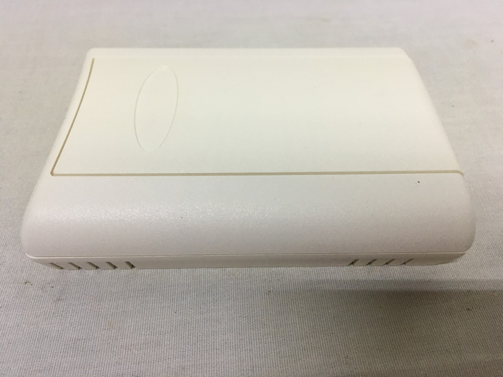 New! Veris HWX2NSTA Humidity Sensor (#20290)