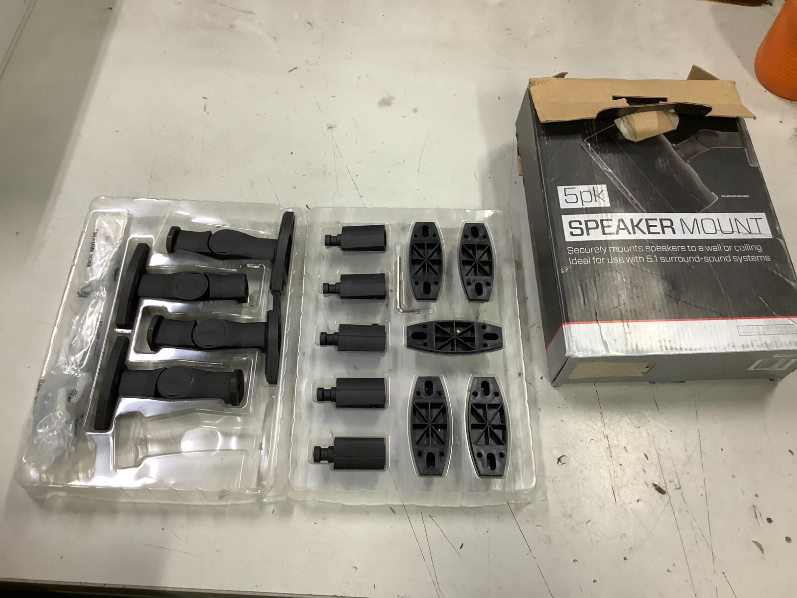ROCKETFISH 5pk SPEAKER MOUNTS: WALL or CEILING. 5.1 SURROUND. RF-HSWM5B