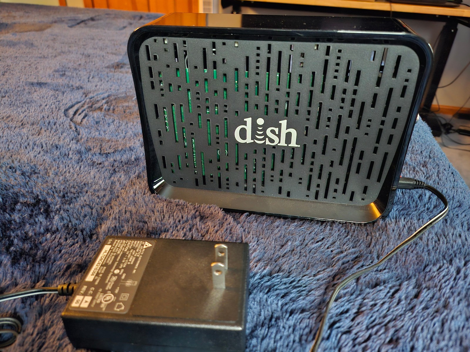 Dish Wireless Joey by Echostar w/ Power Cable