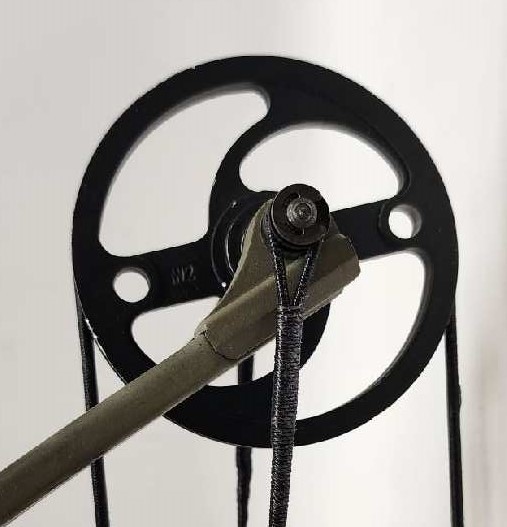 PSE Baby-GForce Compound Bow Package, RH, 50-60#, 26-27"
