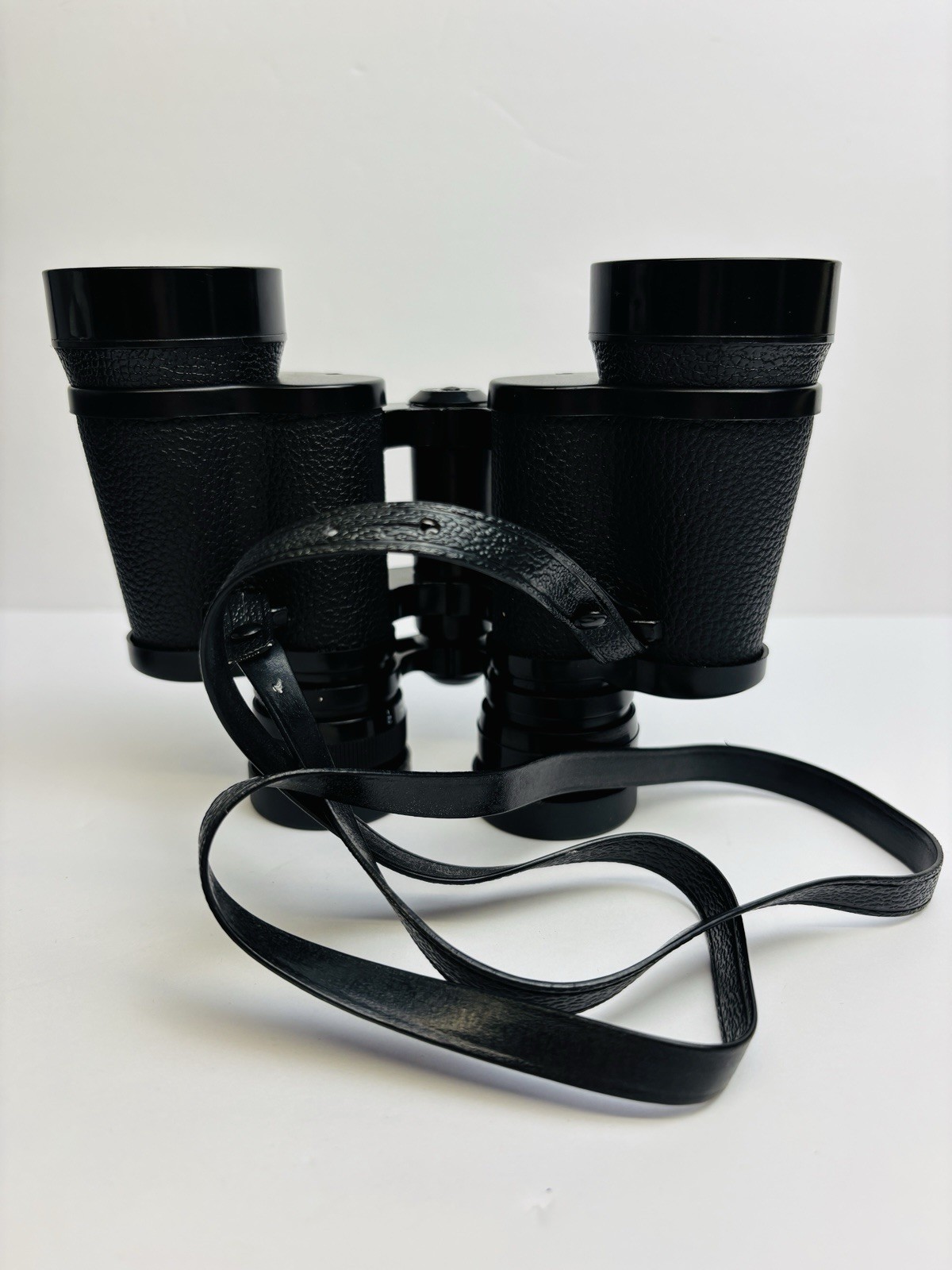Bushnell Insta-Focus 7x35 Wide Angle Binoculars with Original Case