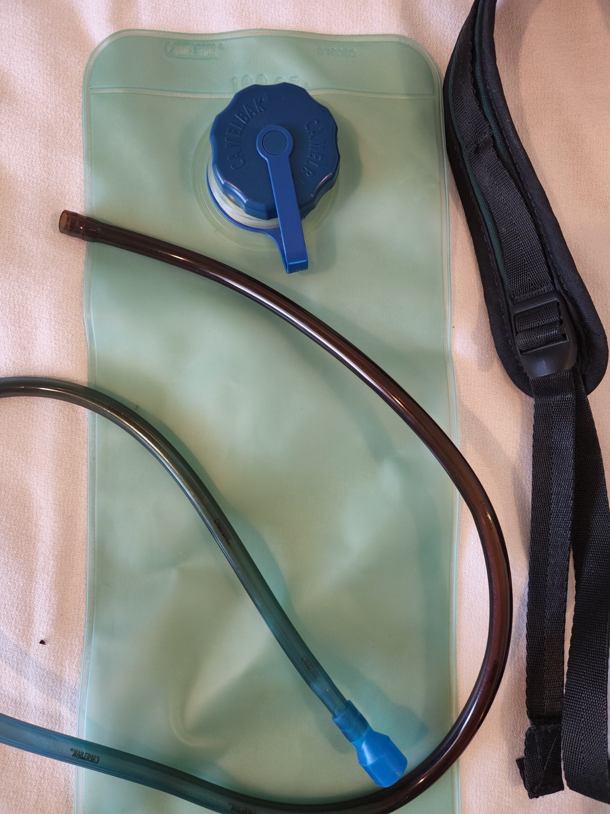 Camelbak M.U.L.E. Hydration Backpack Black Green.