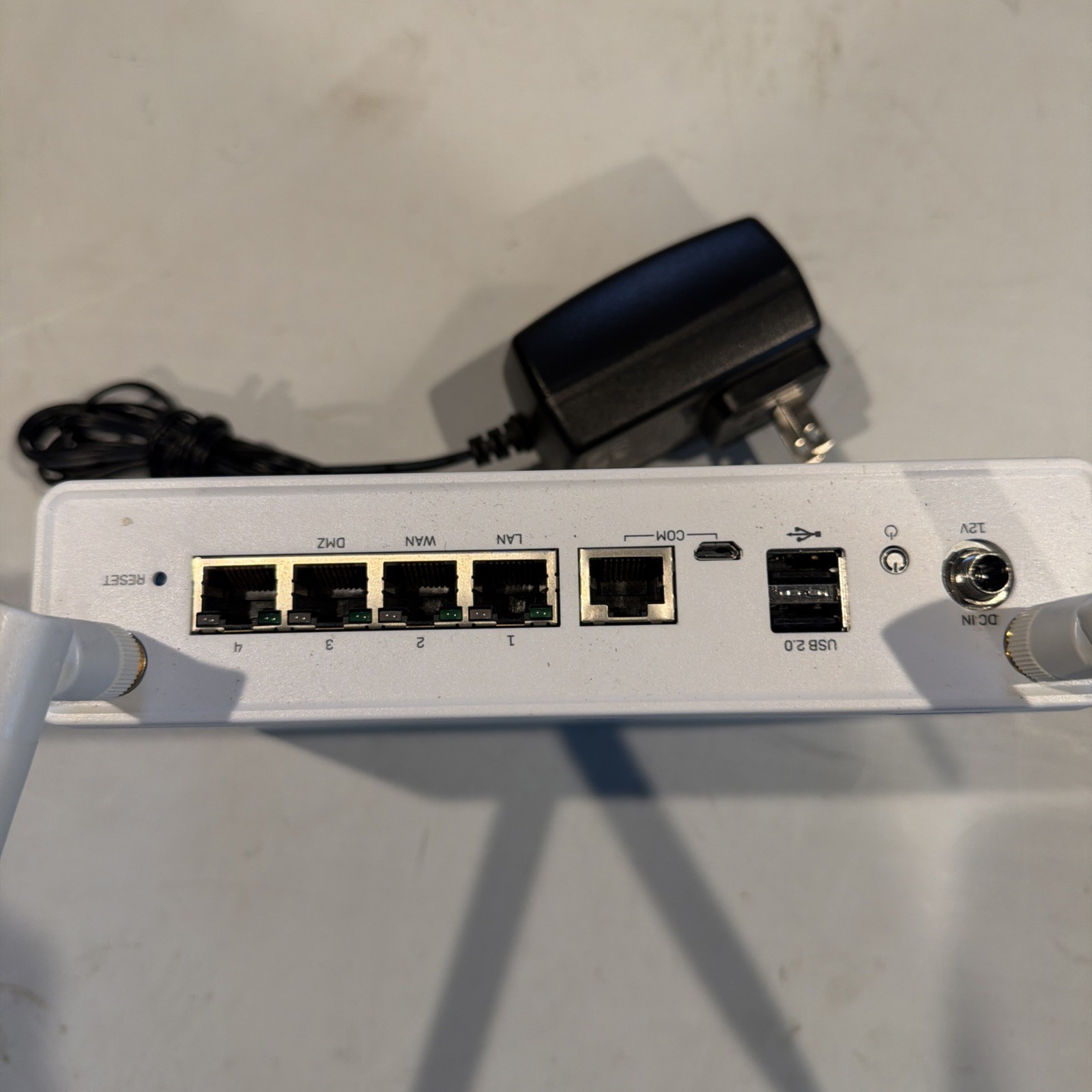 Sophos XG 86w Rev.1 Network Security Firewall