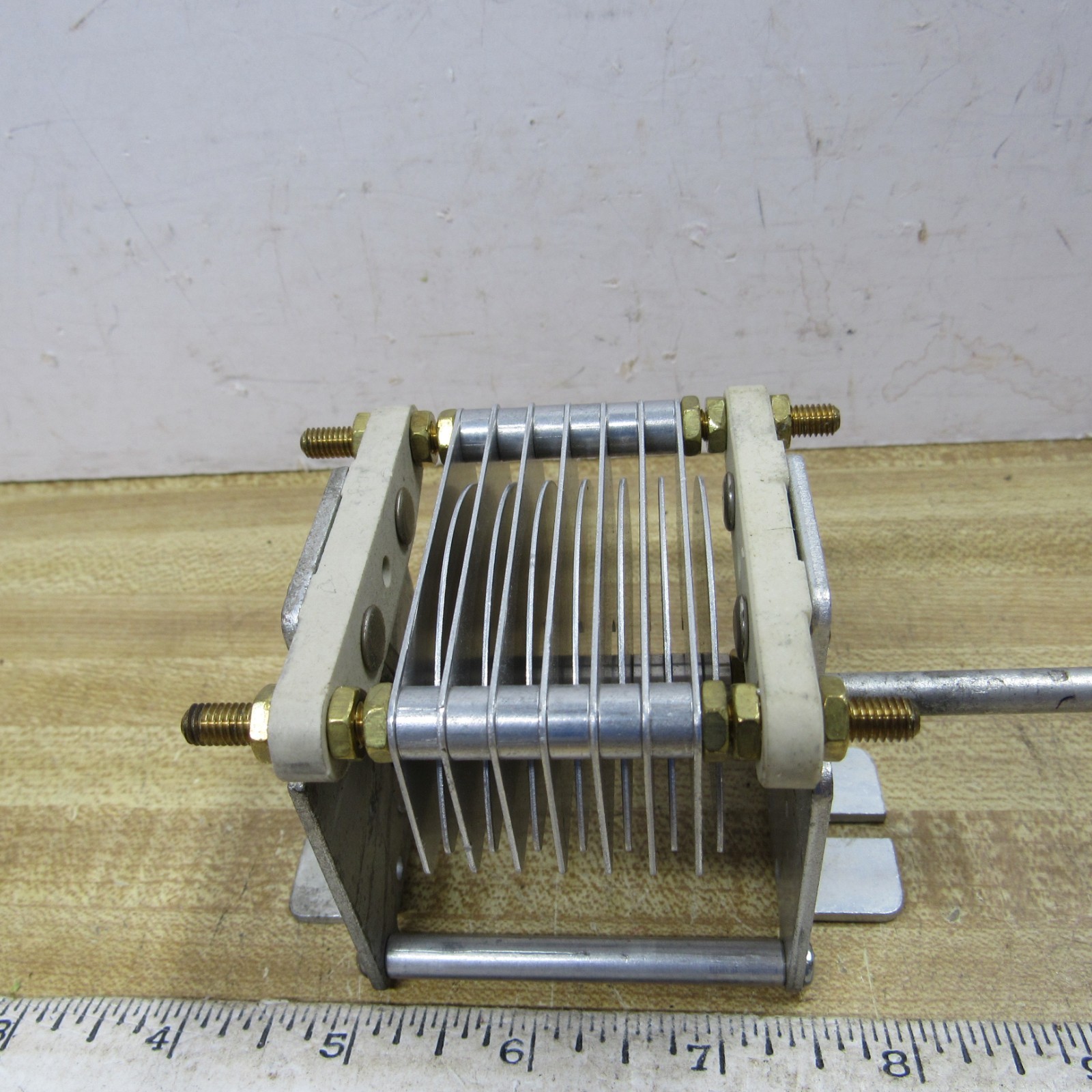 VARIABLE CAPACITOR 100 pF 13 to 96 pF 1/4 inch shaft TRANSMITTING