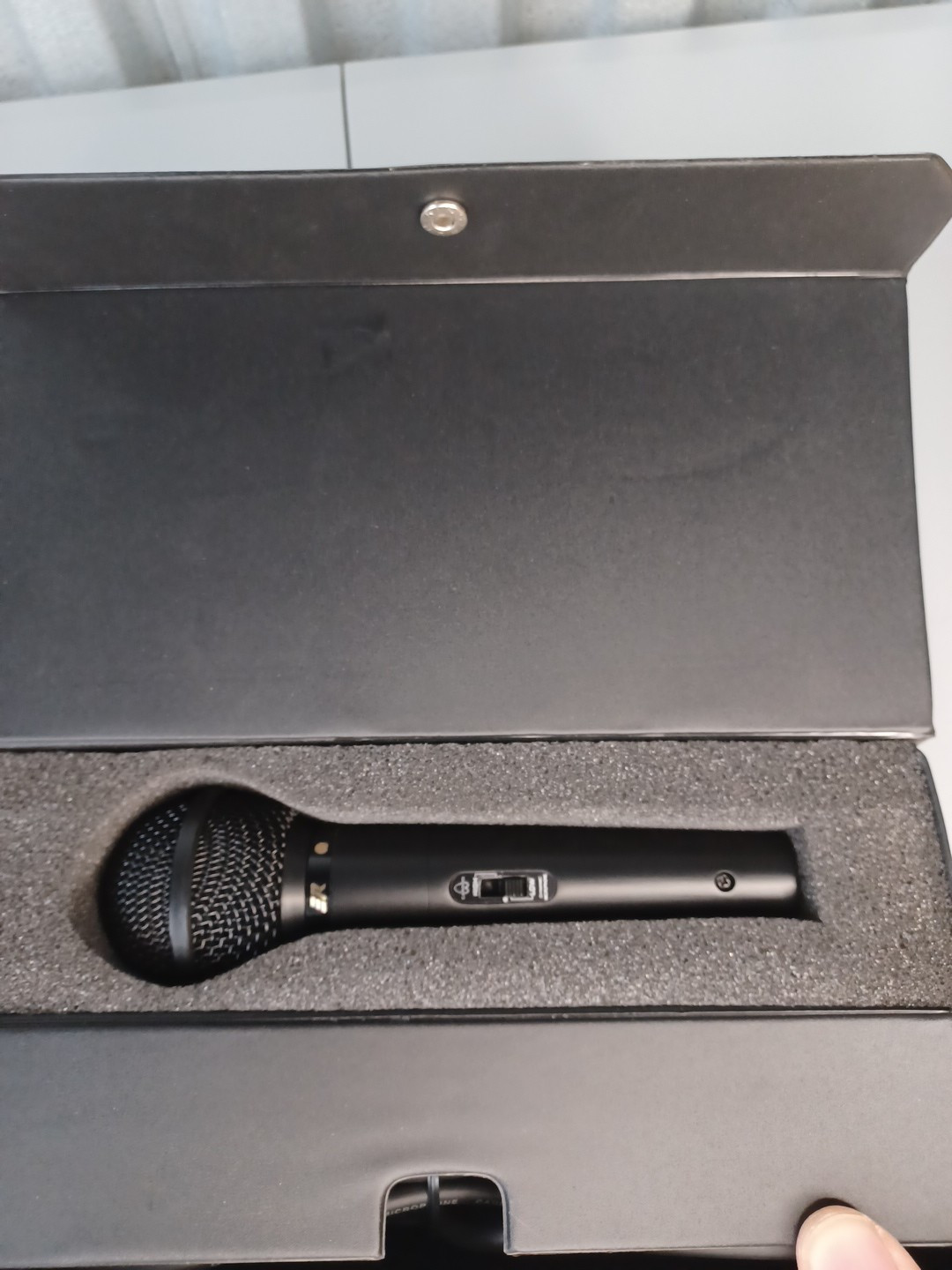 Microphone ER MC-101 Dynamic Unidirectional Professional MINT Open Box !