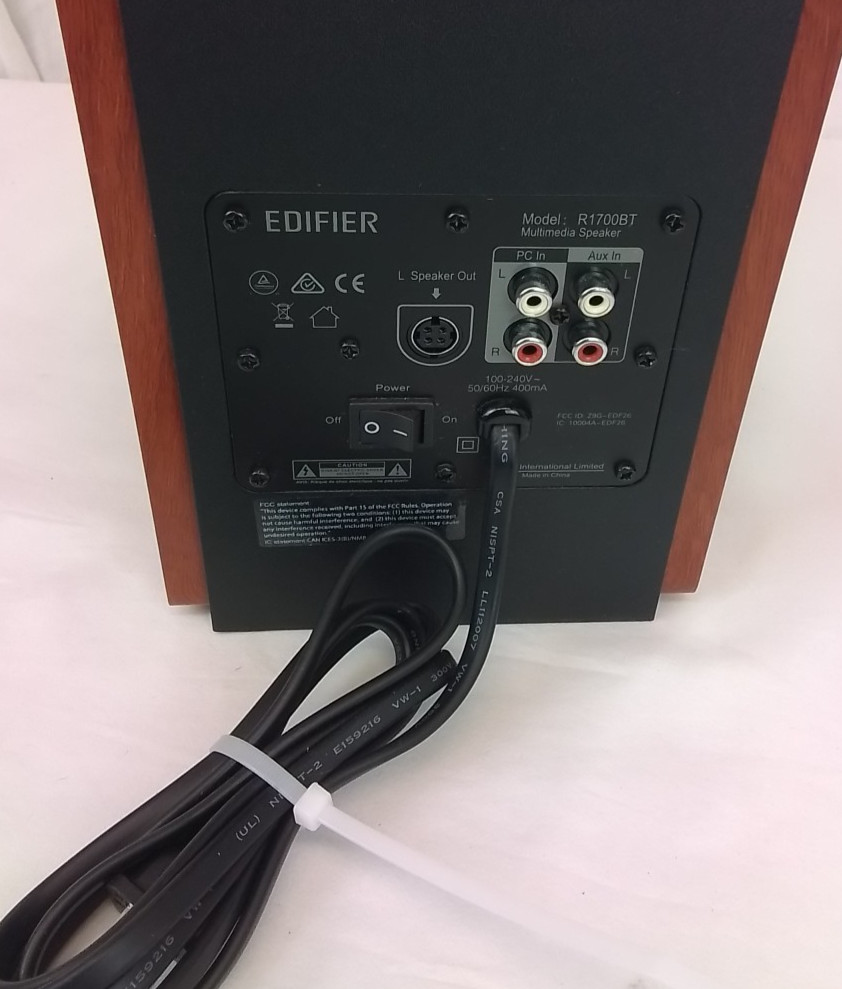 Edifier Bluetooth Bookshelf Speakers R1700BT Walnut Tested READ #J4114