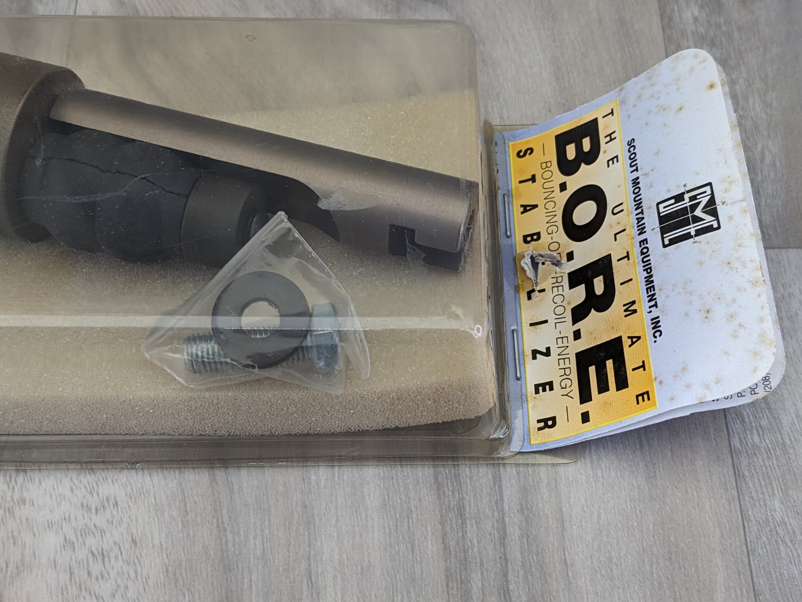 Vintage USA The Ultimate B.O.R.E. Stabilizer Bouncing Of Recoil Energy Bow NOS
