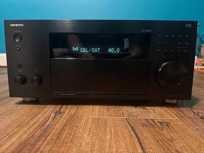 Onkyo TX-RZ810 7.2 Channel 4K Network A/V Receiver (130W per channel @ 8 ohms)