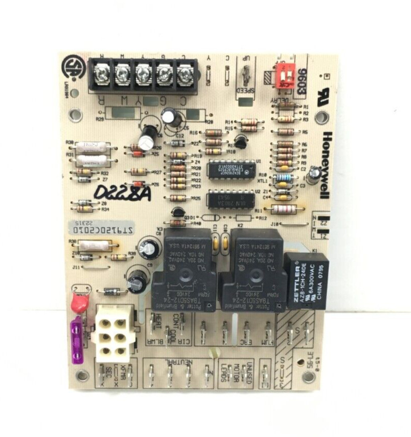 HONEYWELL ST9120C2010 Furnace Control Circuit Board  used  #D228A