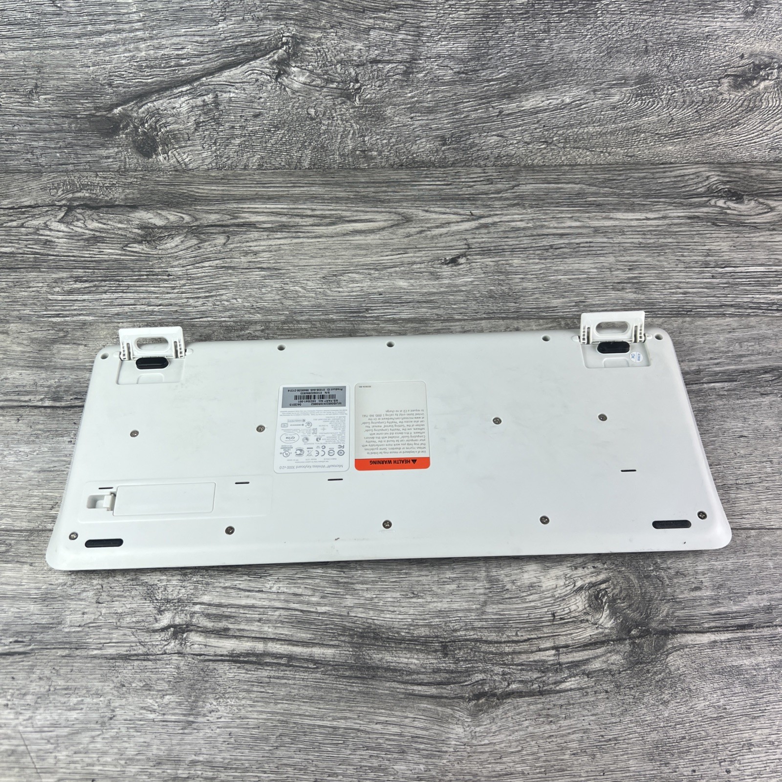 Microsoft Wireless Keyboard 3000 V 2.0 Only