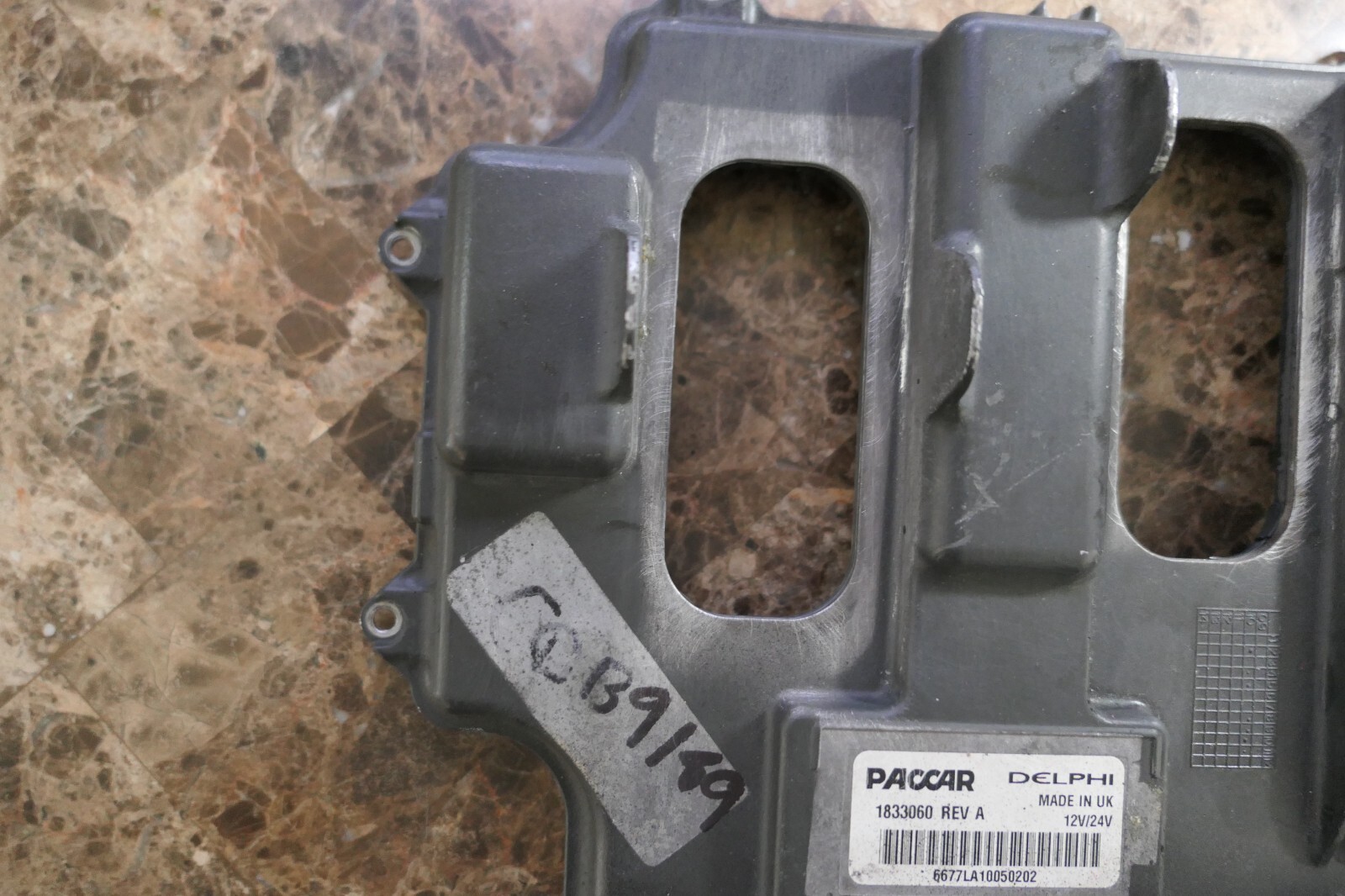 PACCAR ECM ECU Engine Computer Core 1833060 TOP PLATE ONLY AS PICTURED