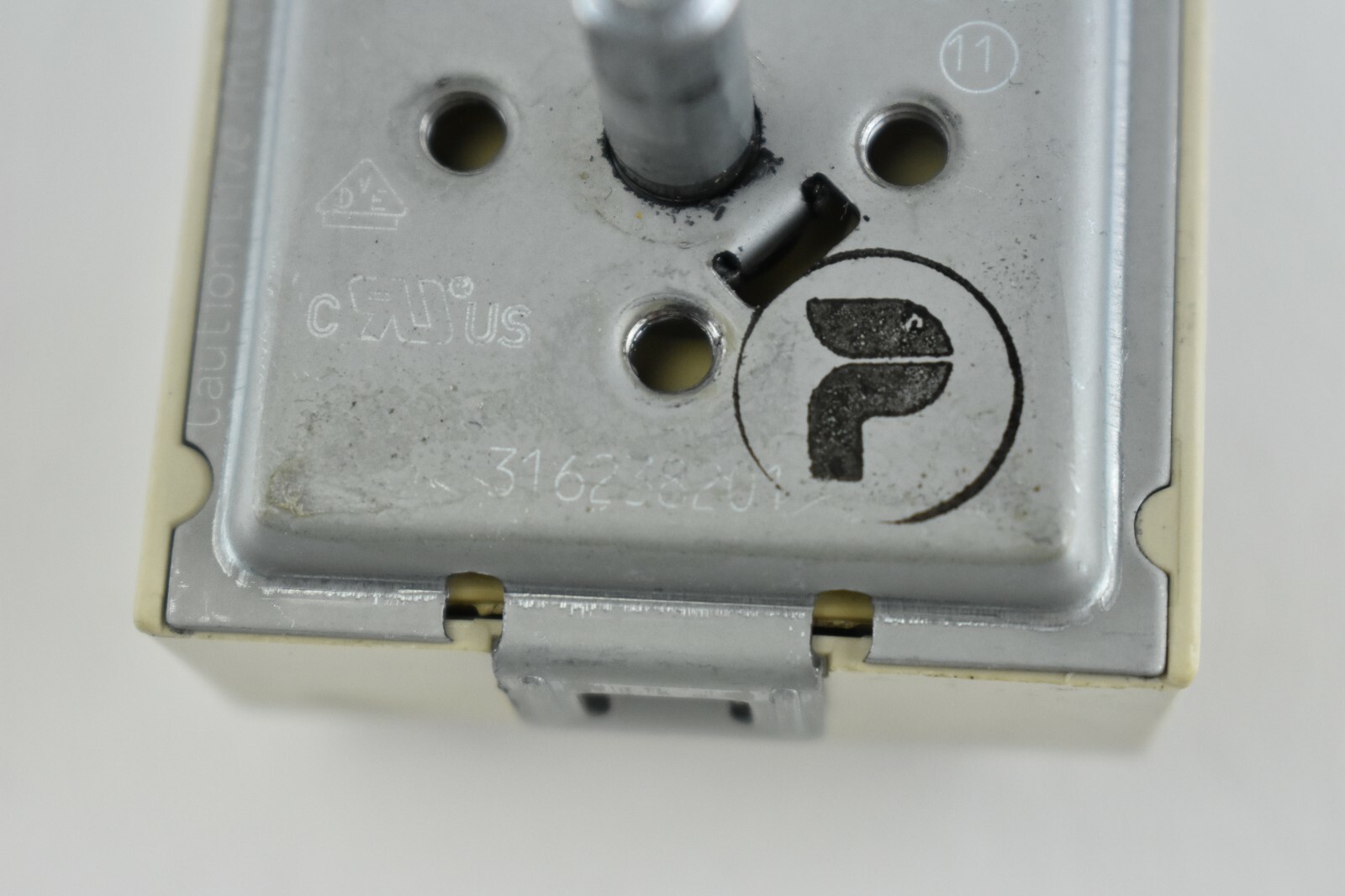 Genuine KENMORE Range Oven, Surface Element Switch # 316238201
