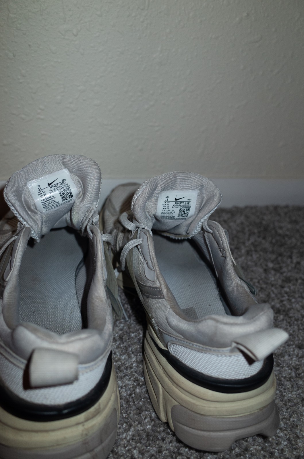 Size 11 - Nike Men's V2K Run Pure Platinum Metallic Silver