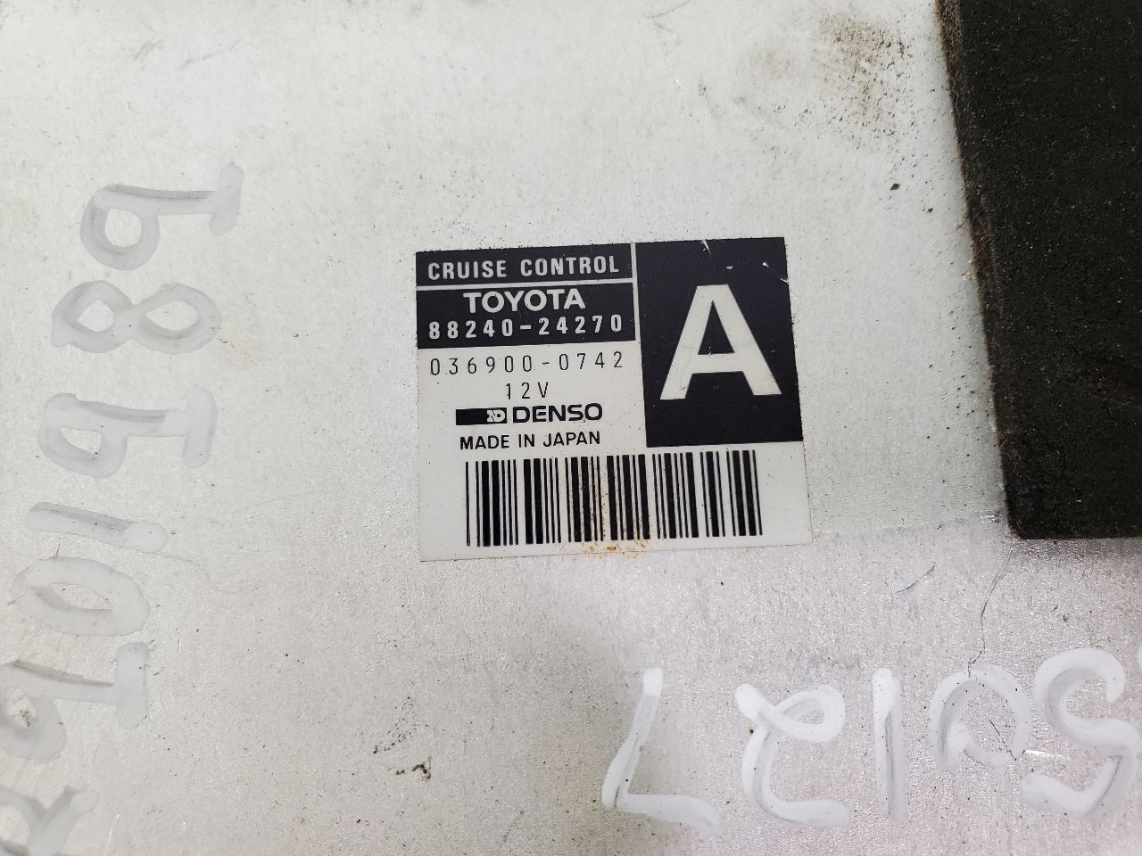 1997 Lexus SC300 OEM Cruise Control Module 88240-24270