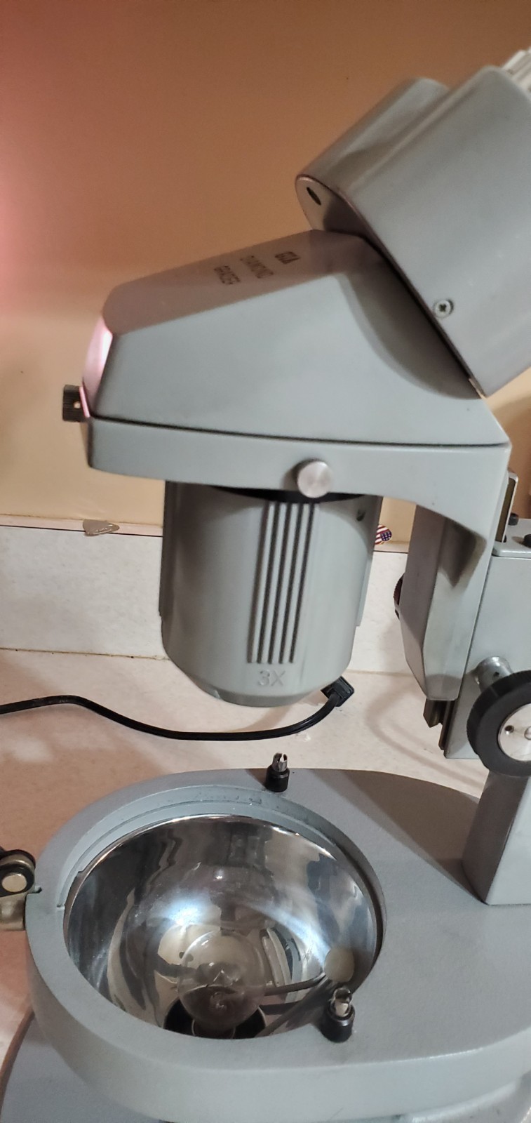GIA DIAMOND GRADER MICROSCOPE MODEL NO 690465