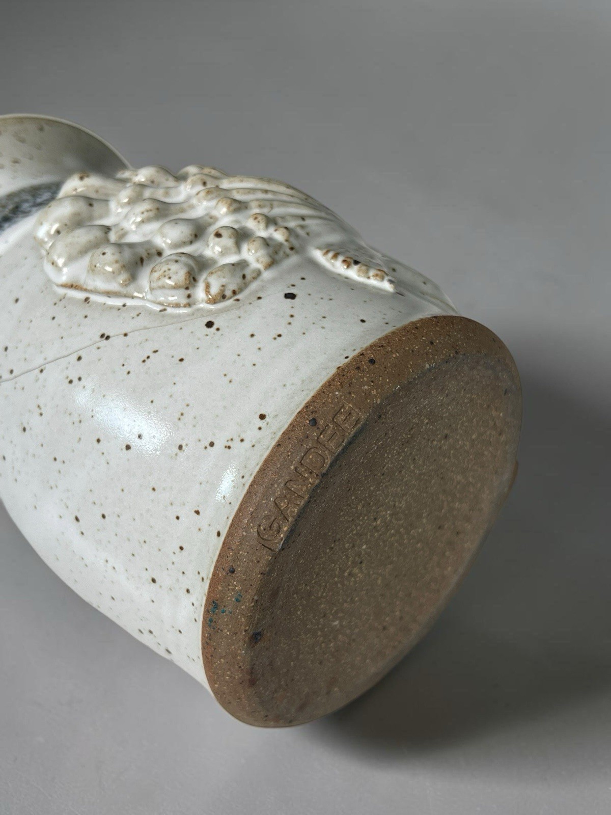 Gene Gandee Speckled Stoneware Seashell Mug White/Blue Rustic Round Decor