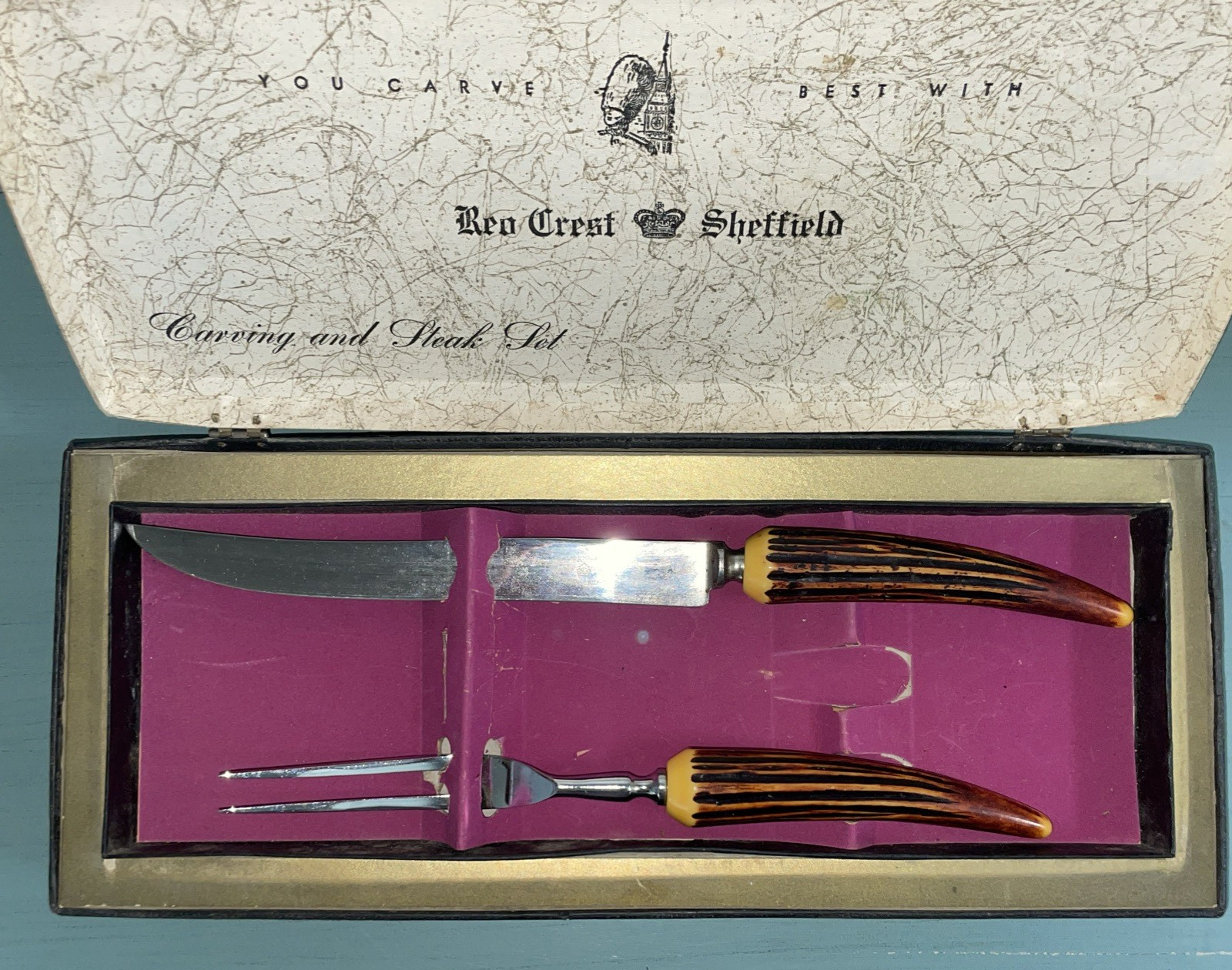 Sheffield Crown Crest Carving Set & Steak Knives