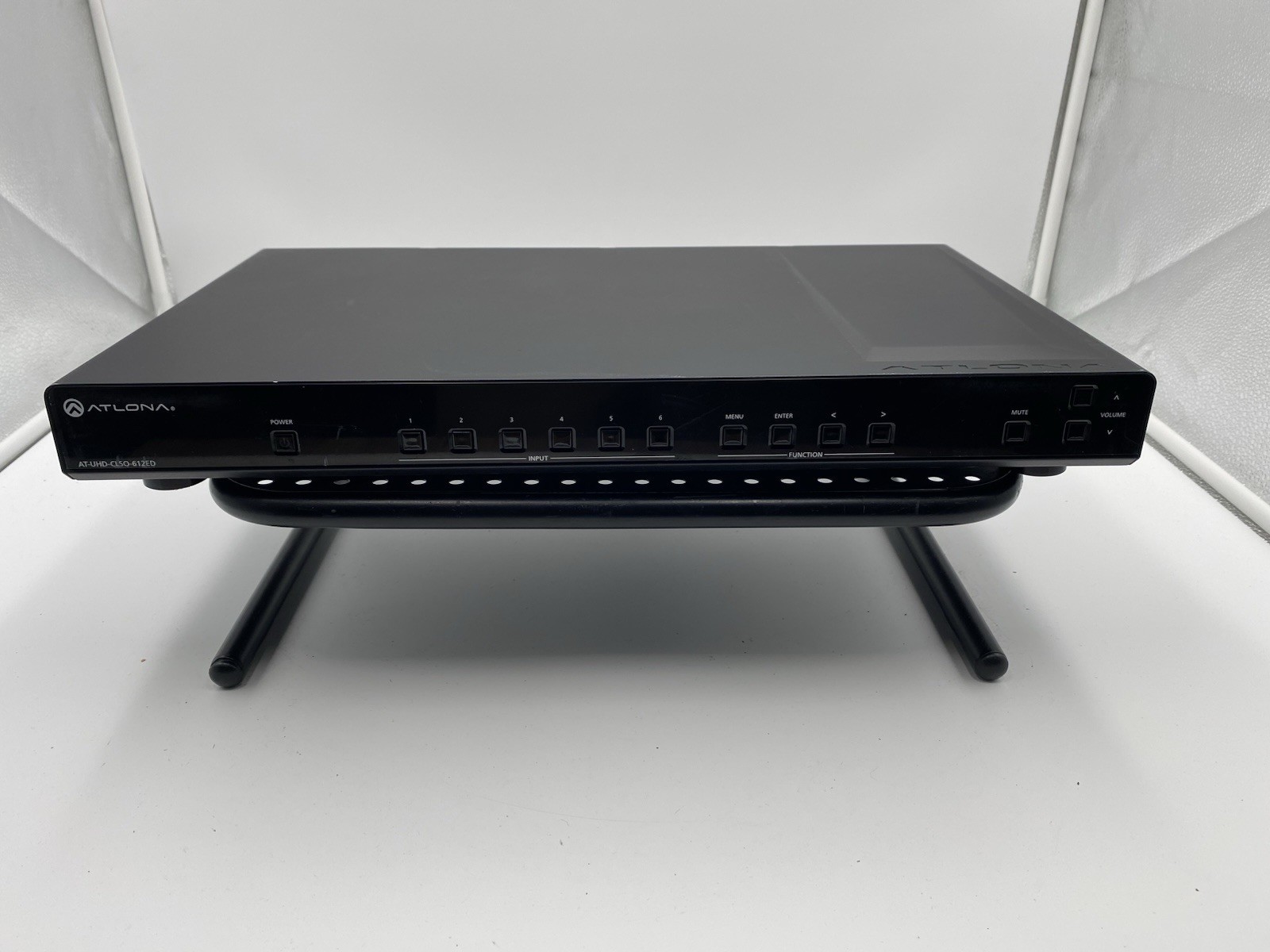 Atlona AT-UHD-CLSO-612ED Multi-Format Switcher with Mirrored HDMI & HDBaseT